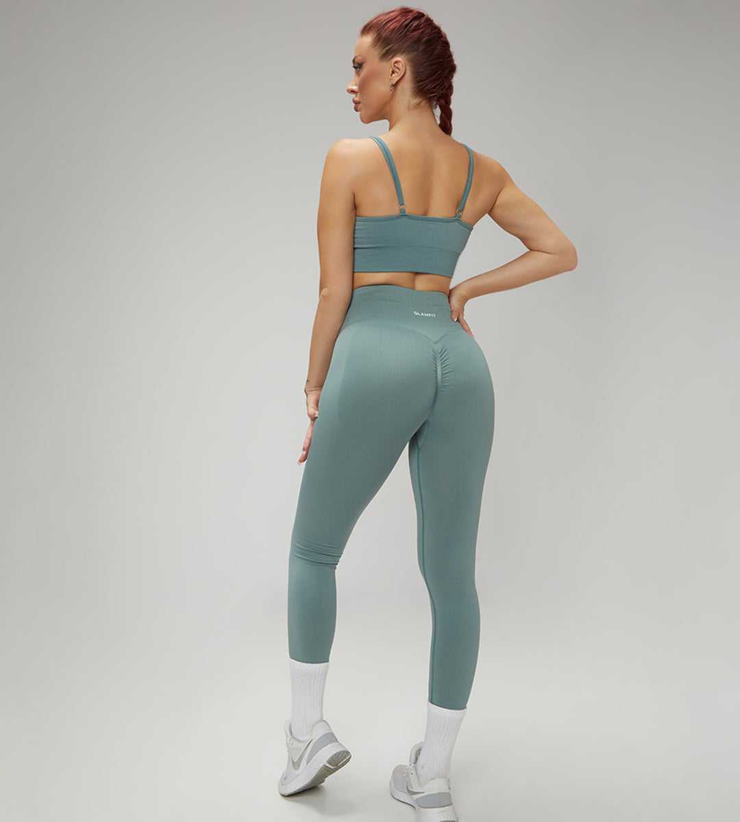 European Quick Dry Long Sleeves With Padded sports Bra, High Waist Leggings Workout 3pcs Sets Light Teal