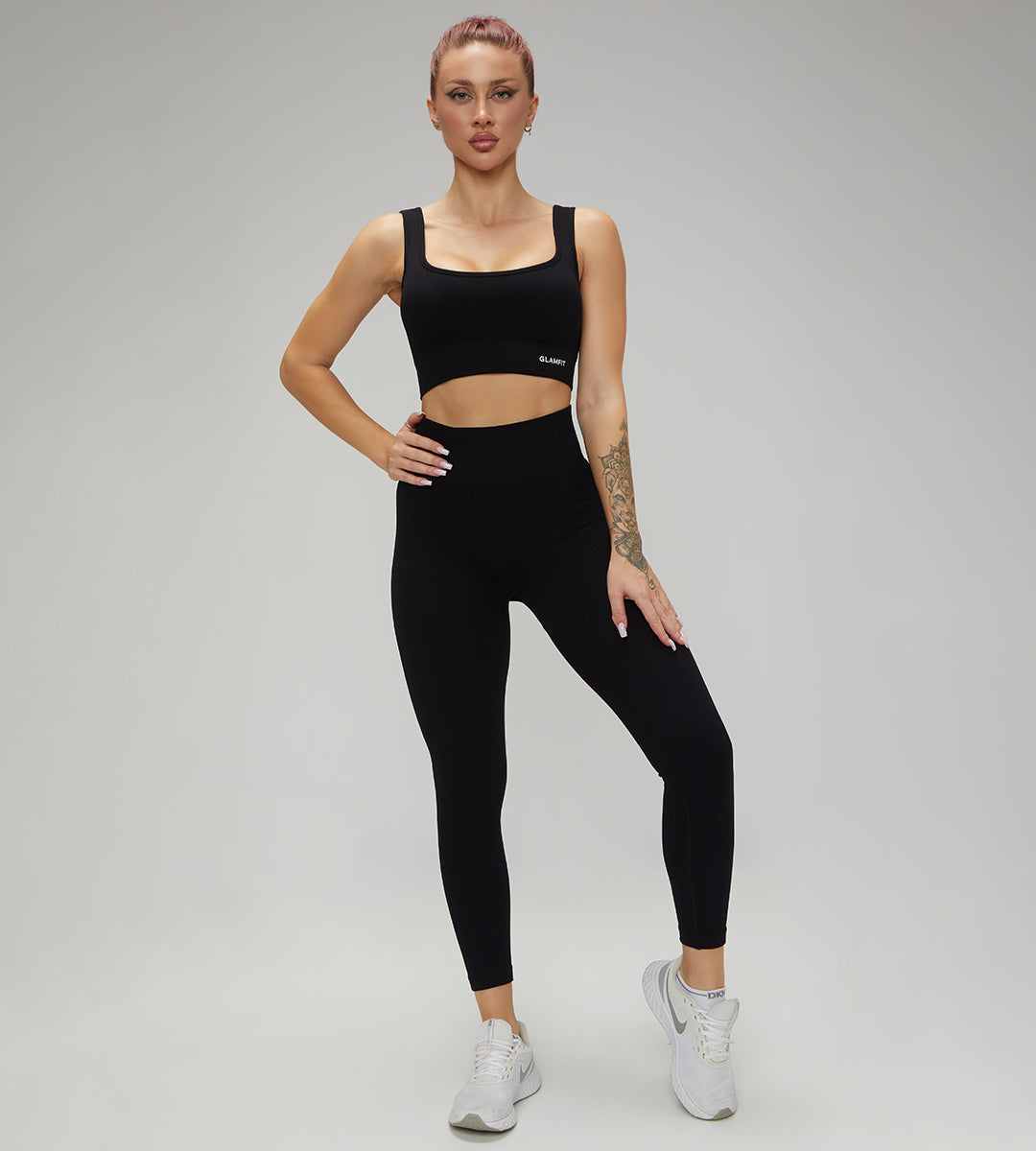 Hot Selling Ribbed Seamless High Waisted Legging, Shorts and  Padded Sportswear 5pcs Set Black + Jacket