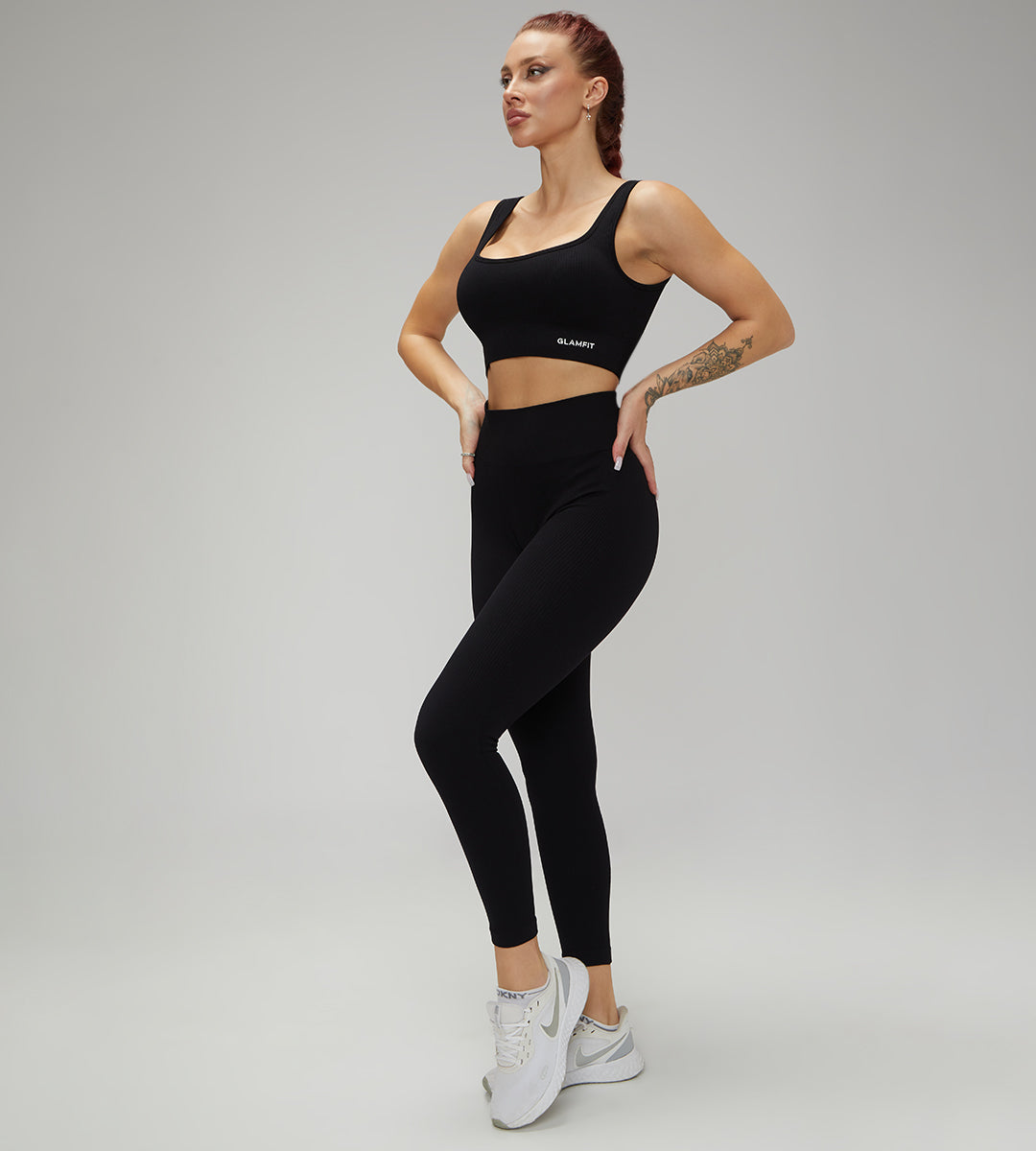 Hot Selling Ribbed Seamless High Waisted Legging, Shorts and  Padded Sportswear 5pcs Set Black + Jacket
