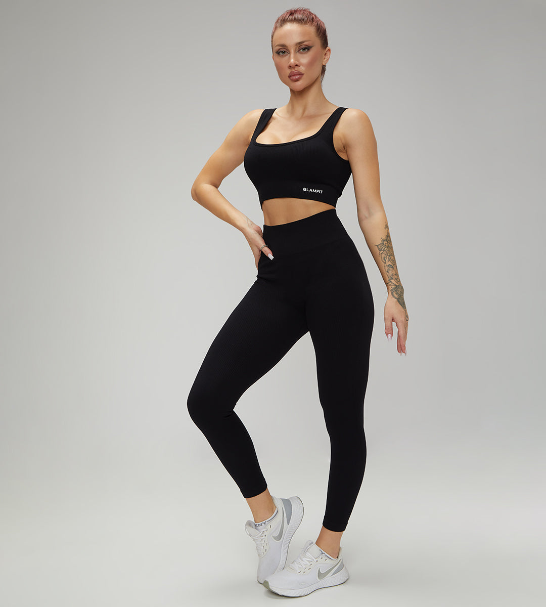 Hot Selling Ribbed Seamless High Waisted Legging, Shorts and  Padded Sportswear 4 pcs Set Black