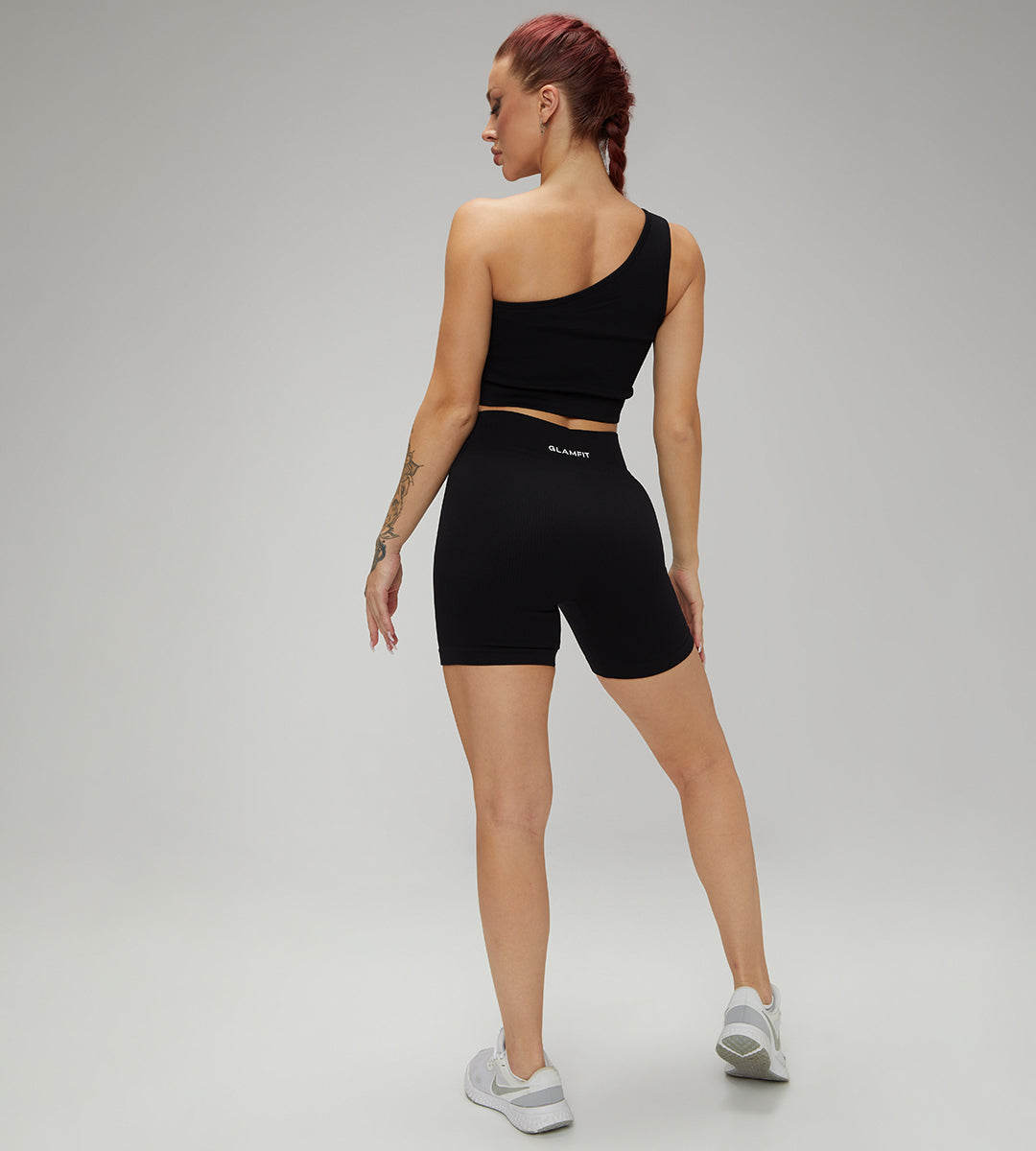 Hot Selling Ribbed Seamless High Waisted Legging, Shorts and  Padded Sportswear 5pcs Set Black + Jacket