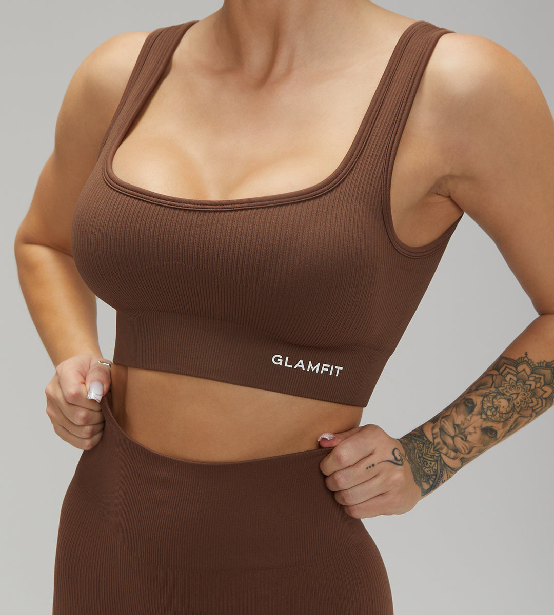 Hot Selling Ribbed Seamless High Waisted Legging, Shorts and  Padded Sportswear 4pcs Gym Fashion Set Brown