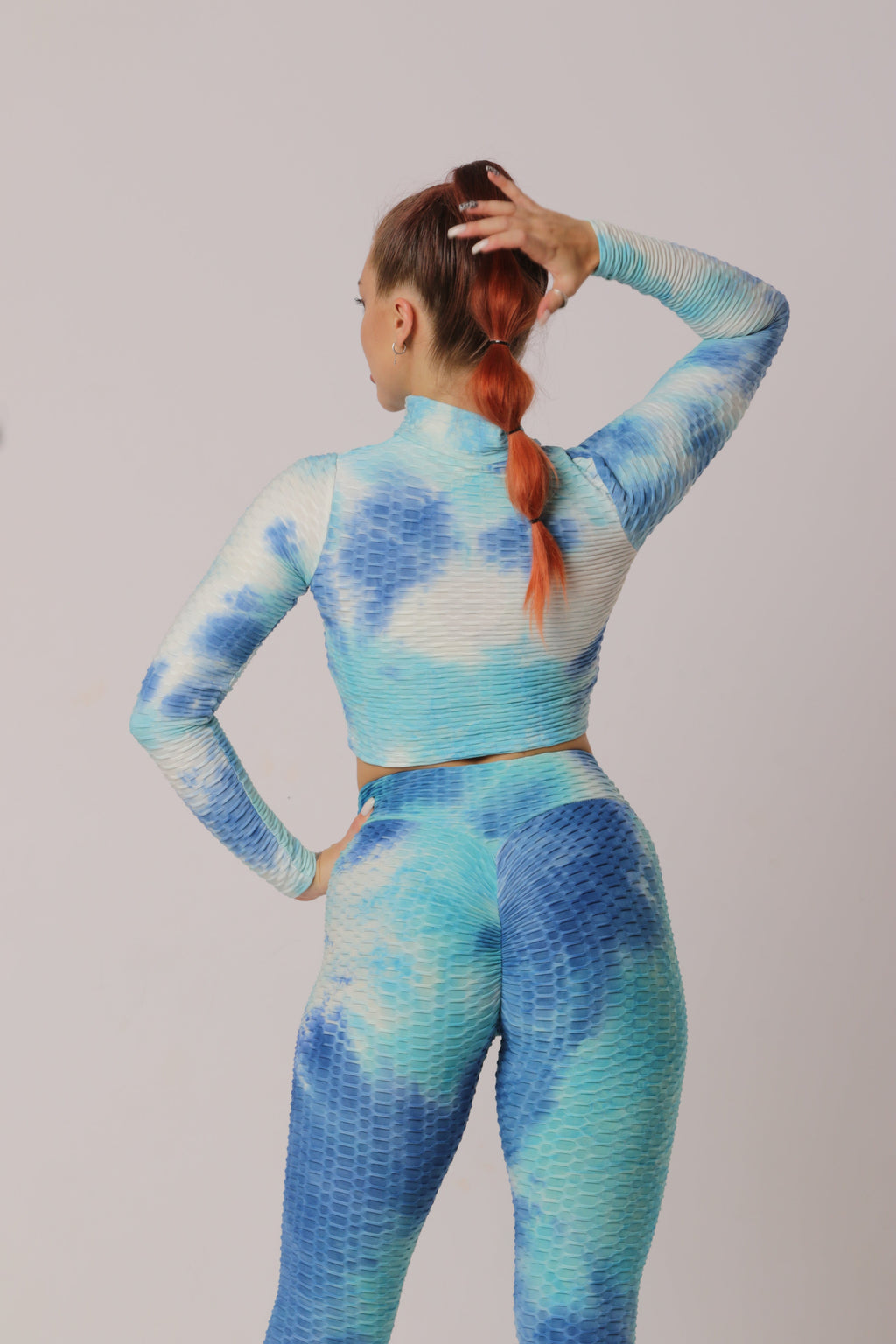 Women Soft Compression Seamless Tie Dye High Waist Leggings Bra and Jacket Set Sky Blue and White