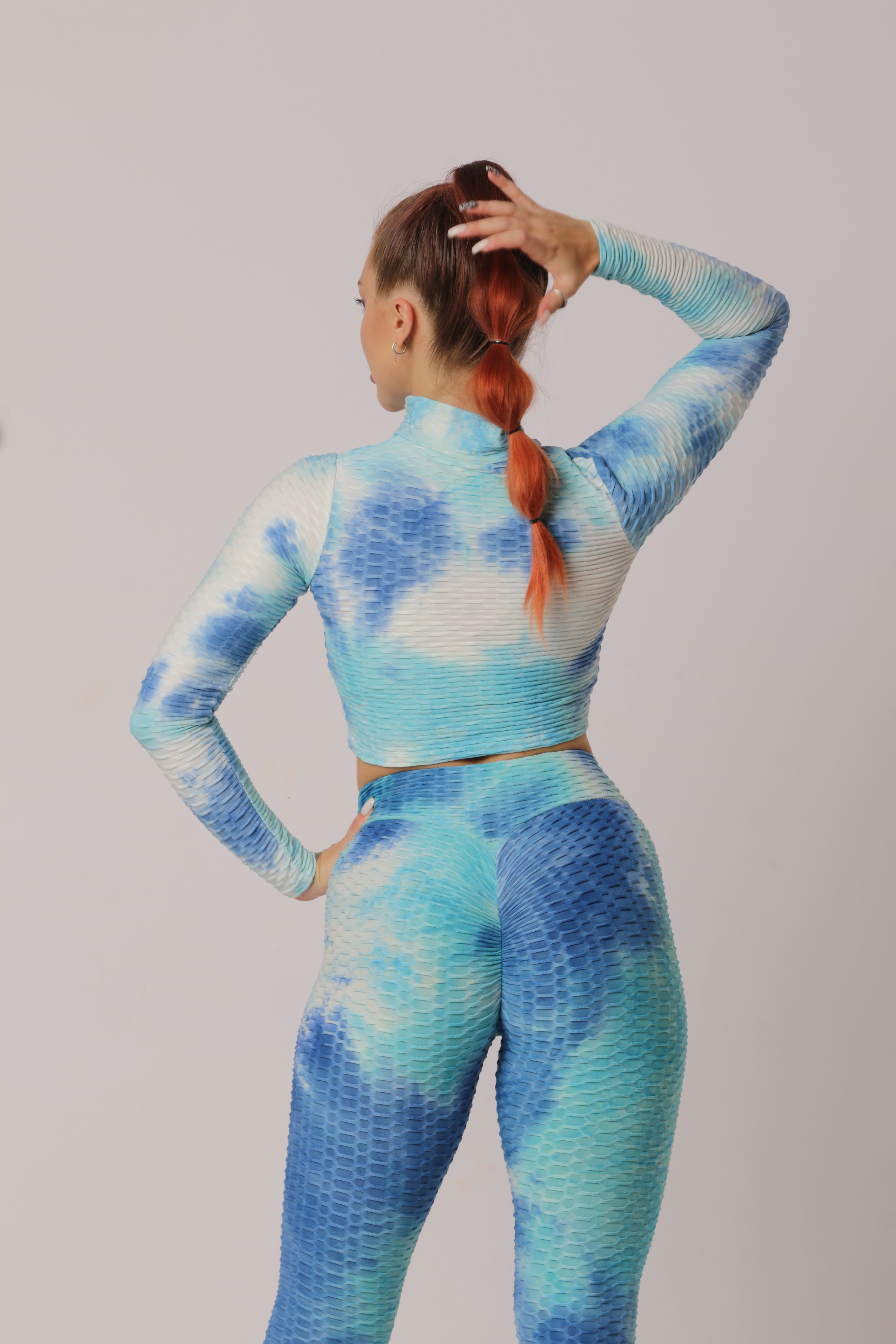 Women Soft Compression Seamless Tie Dye High Waist Leggings Bra and Jacket Set Sky Blue and White