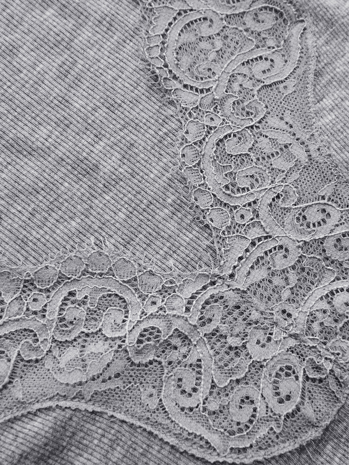 Lace V-Neck Ruched Long-Sleeve Top