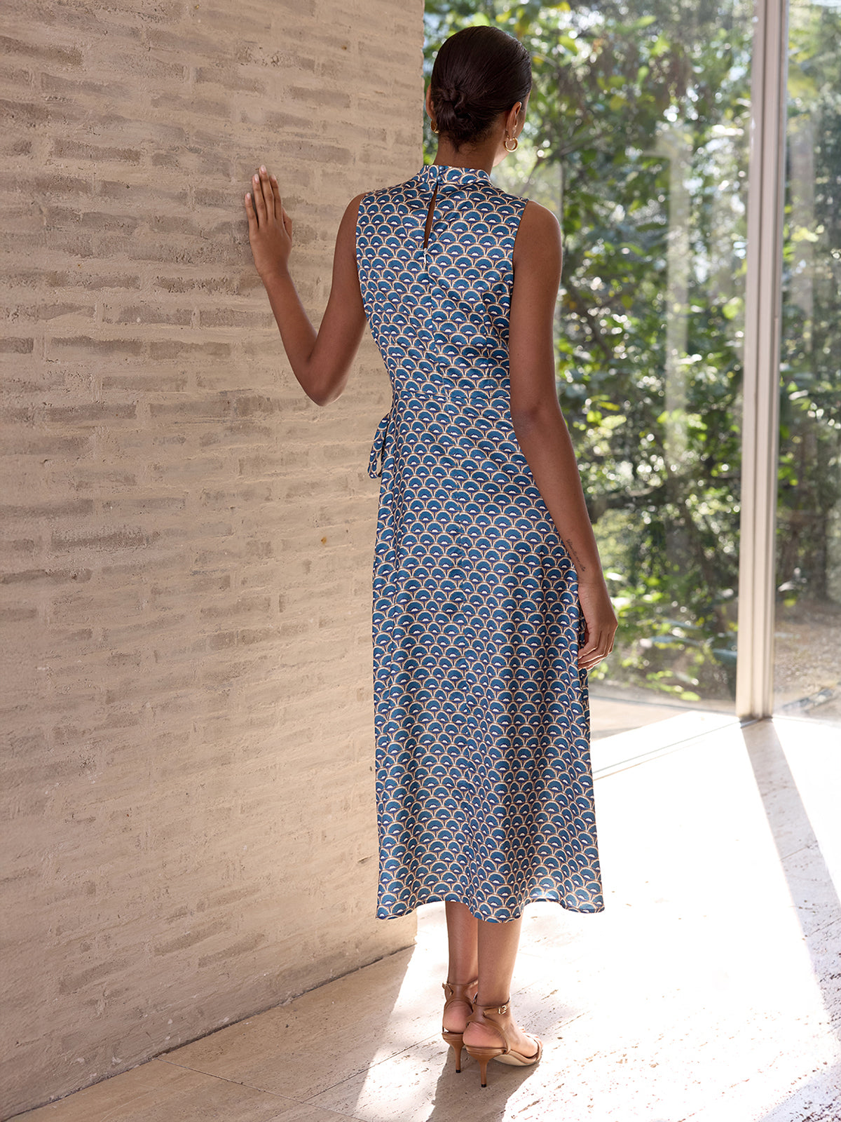 Scallop-Print Sleeveless Mock Neck Wrap Midi Dress