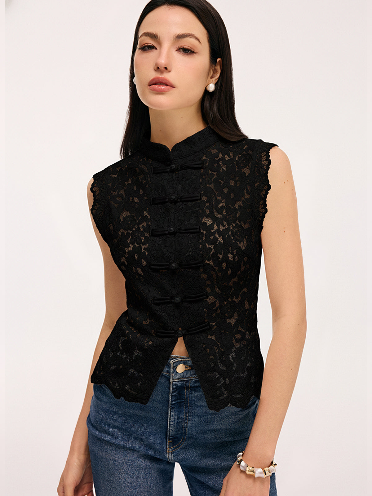 Lace Mandarin Collar Pearl Button Sleeveless Top