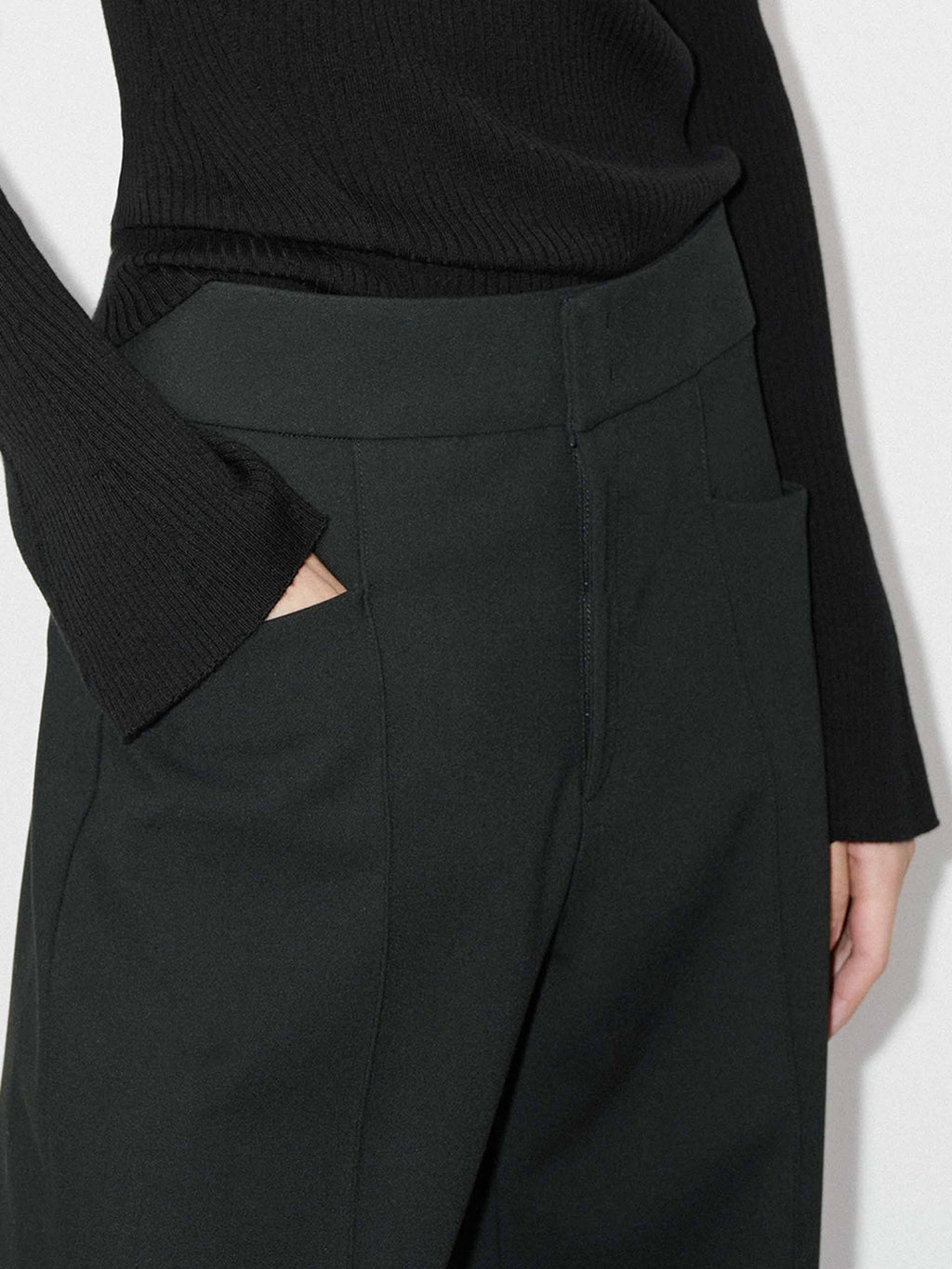 Front Pocket Barrel Pants
