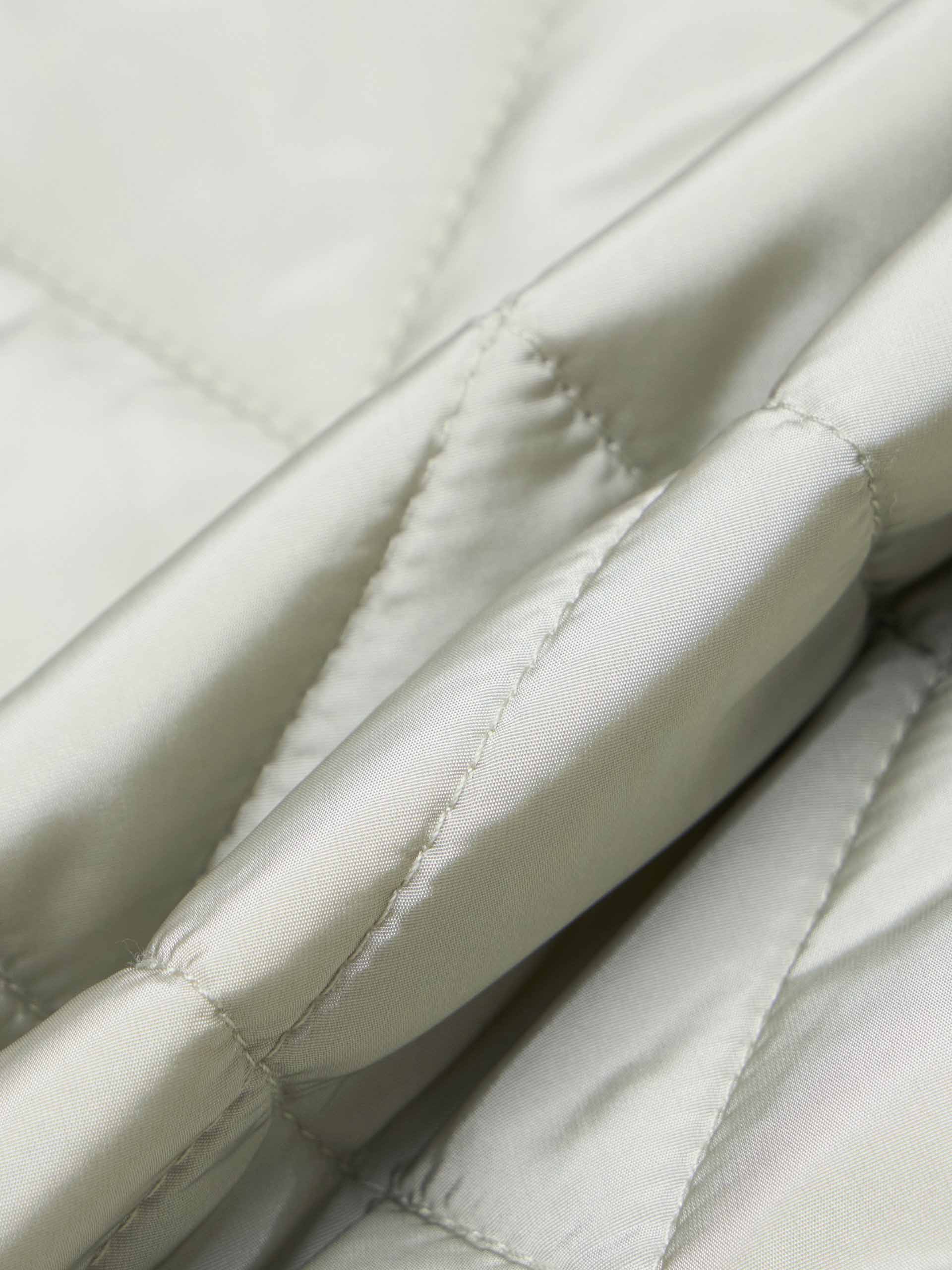 Contrast Detail Quilted Down Jacket