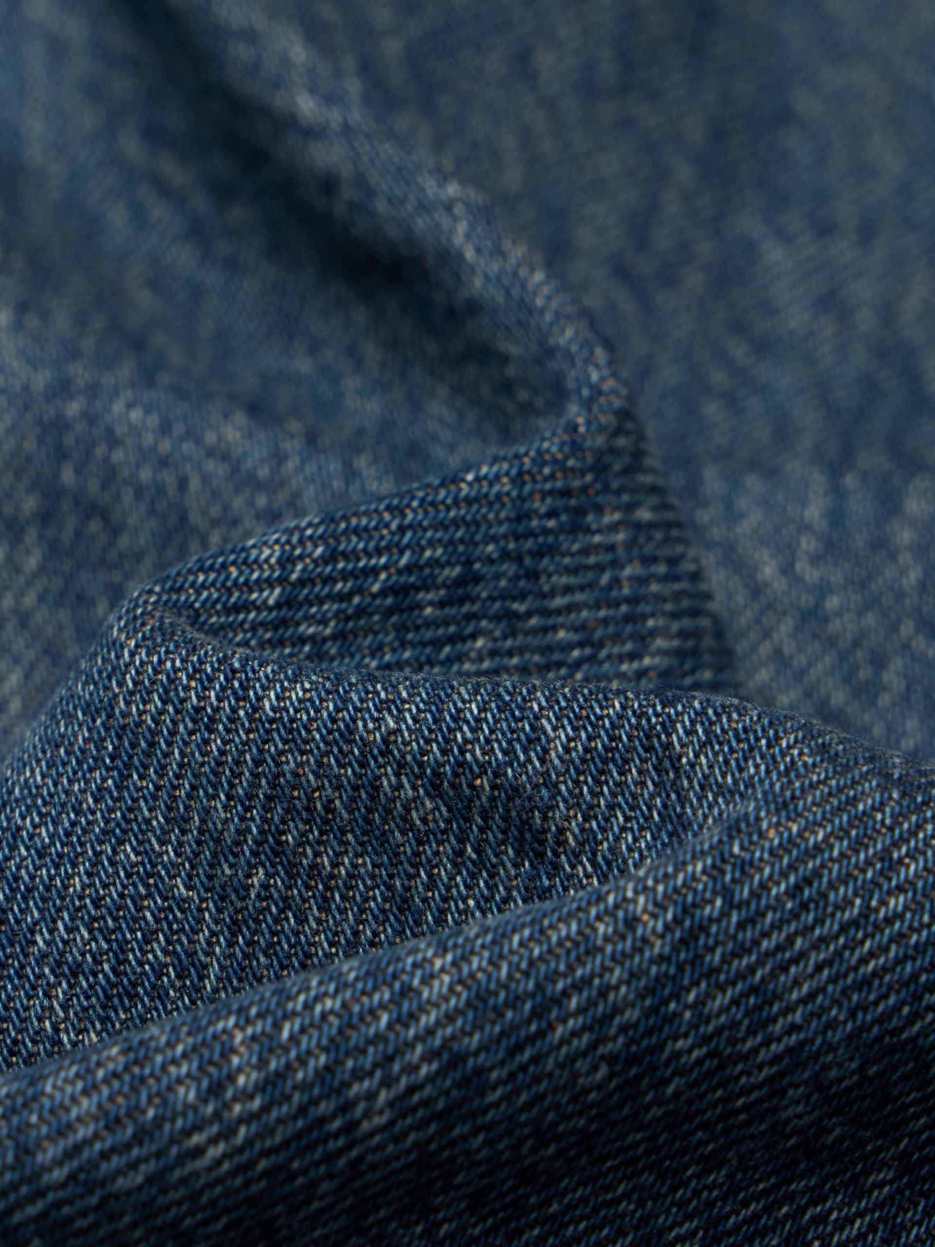 Barrel Leg Faded Jeans