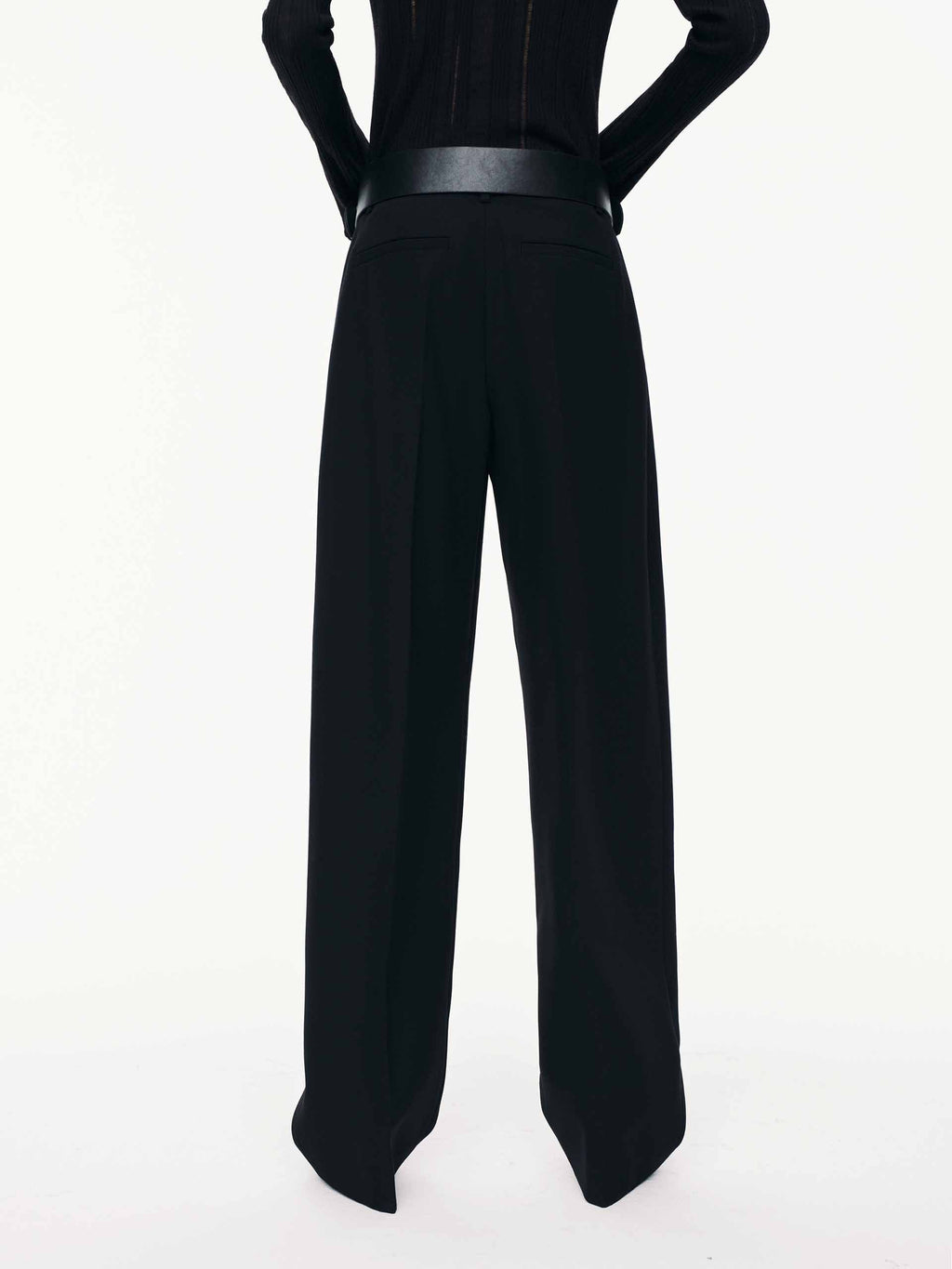 Barrel Leg Pleated Trousers
