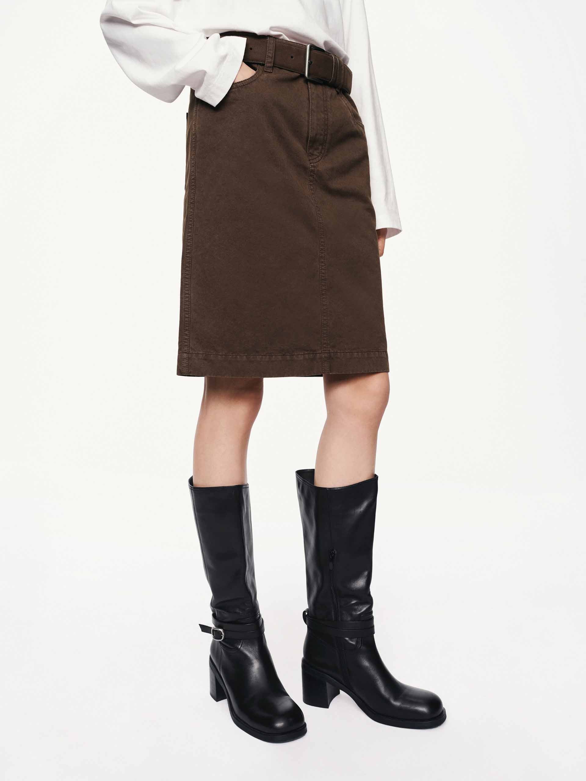 Back Slit Cotton Mini Skirt