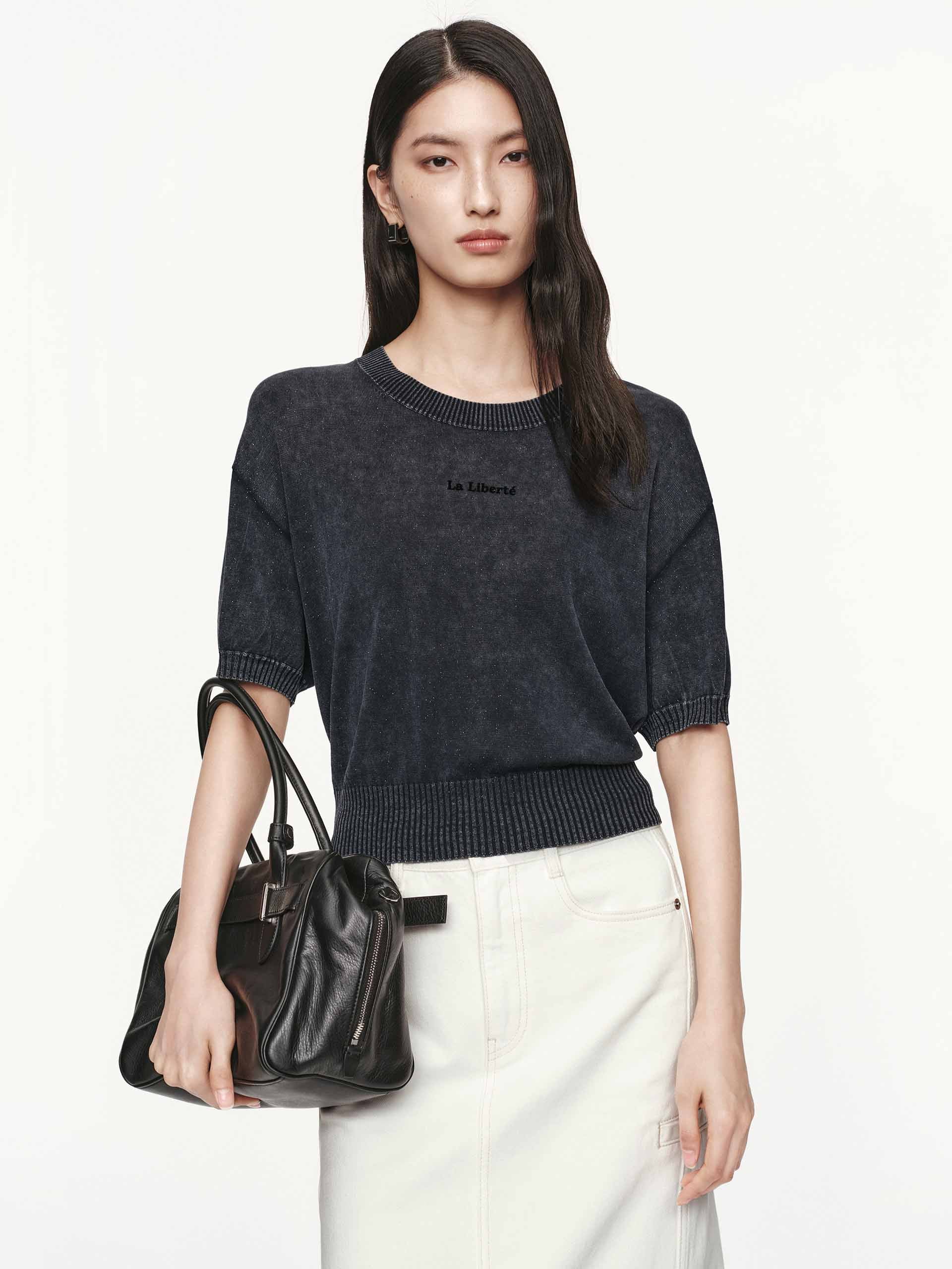 Round Neck Shiny Sweater