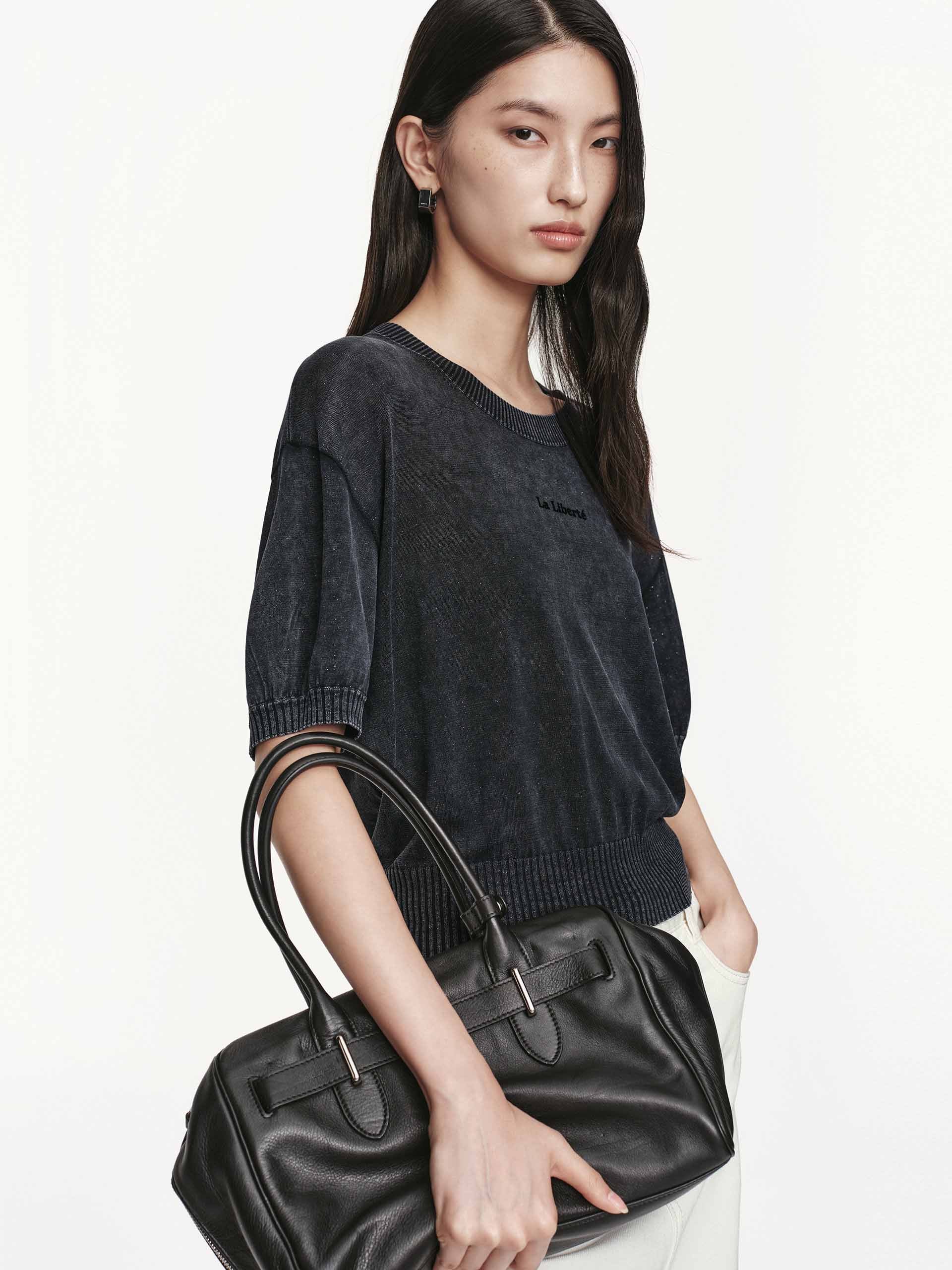 Round Neck Shiny Sweater