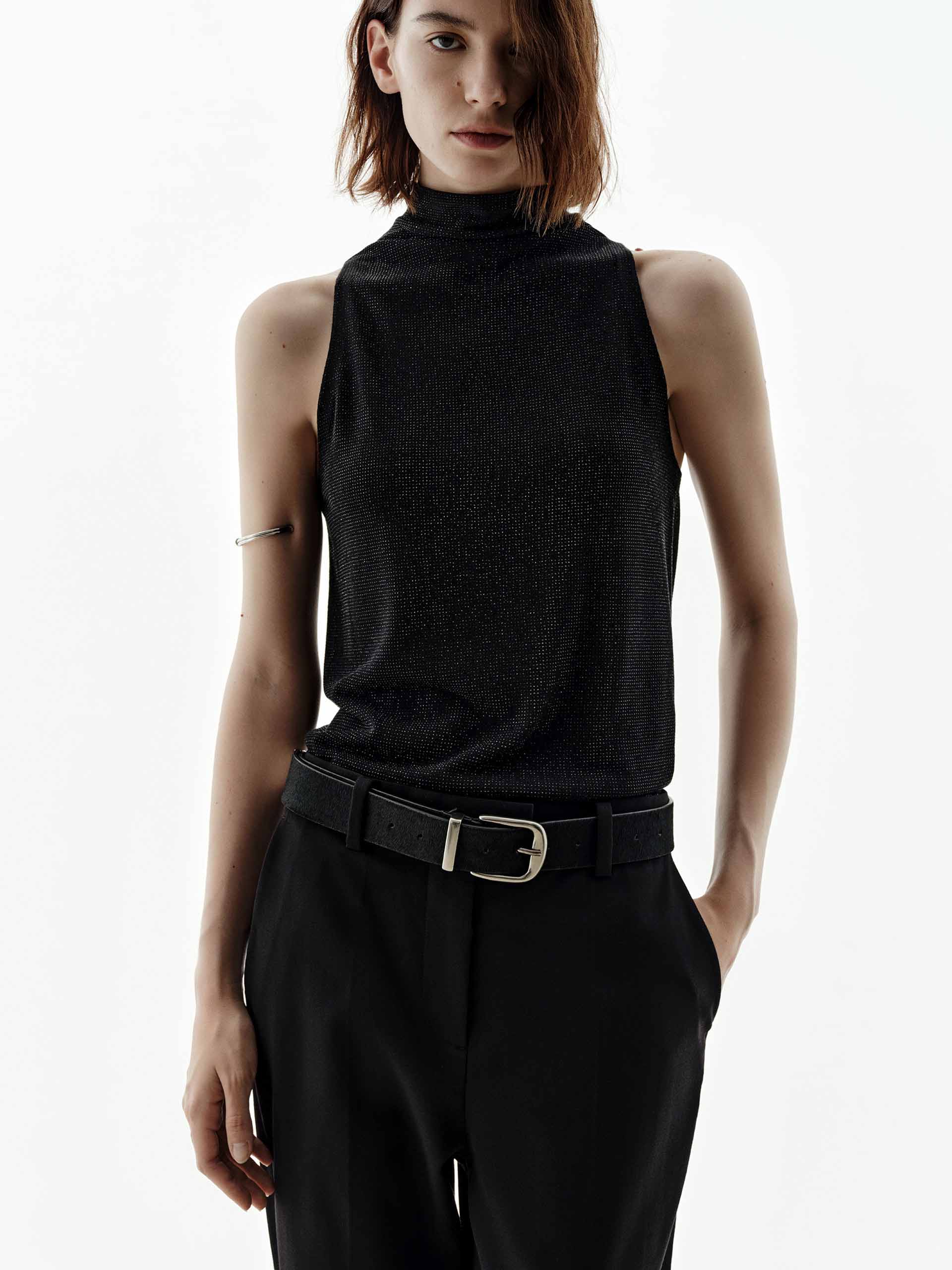 Turtleneck Sleeveless Knitted Top