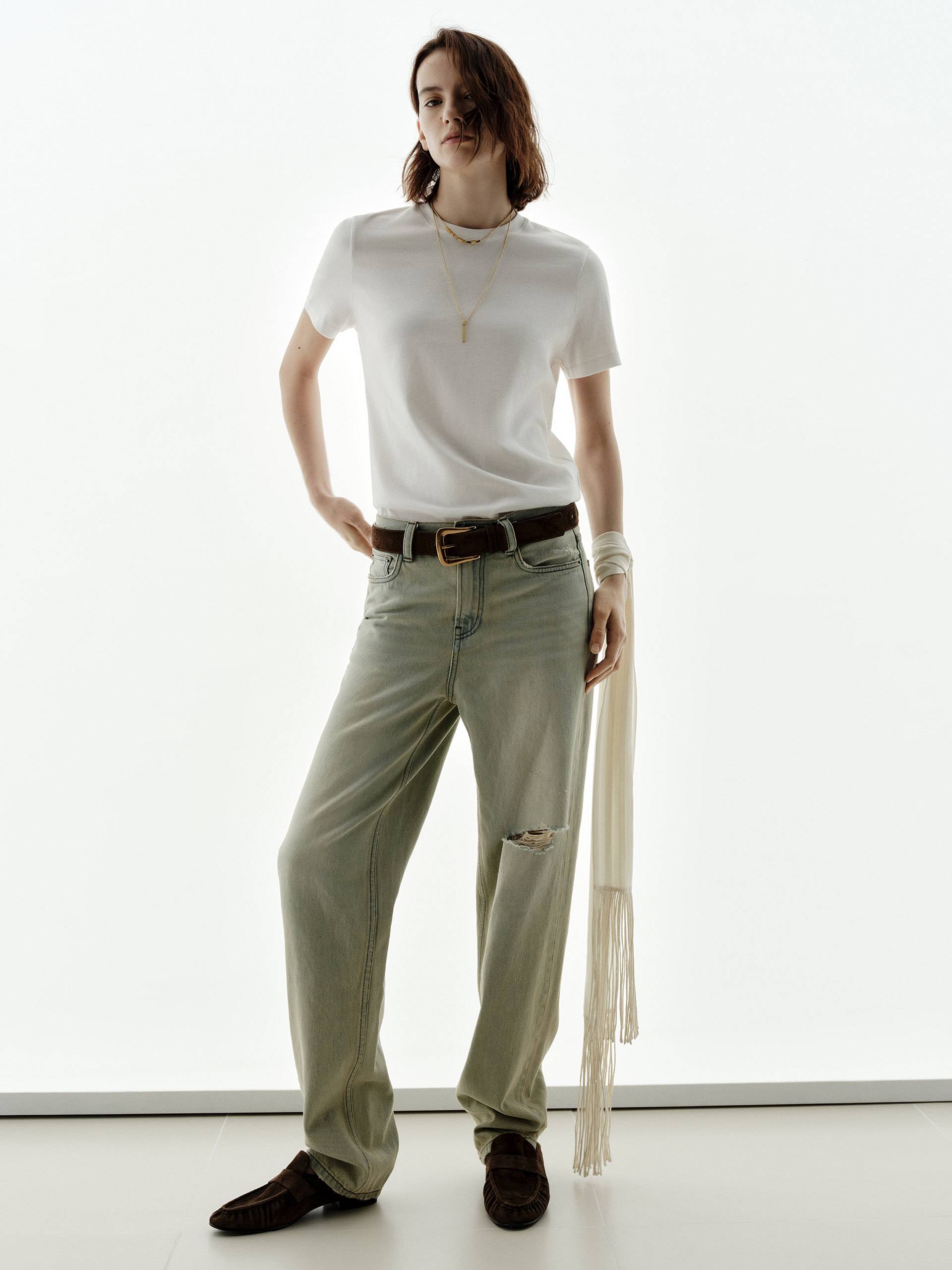 Short Sleeves White T-shirt