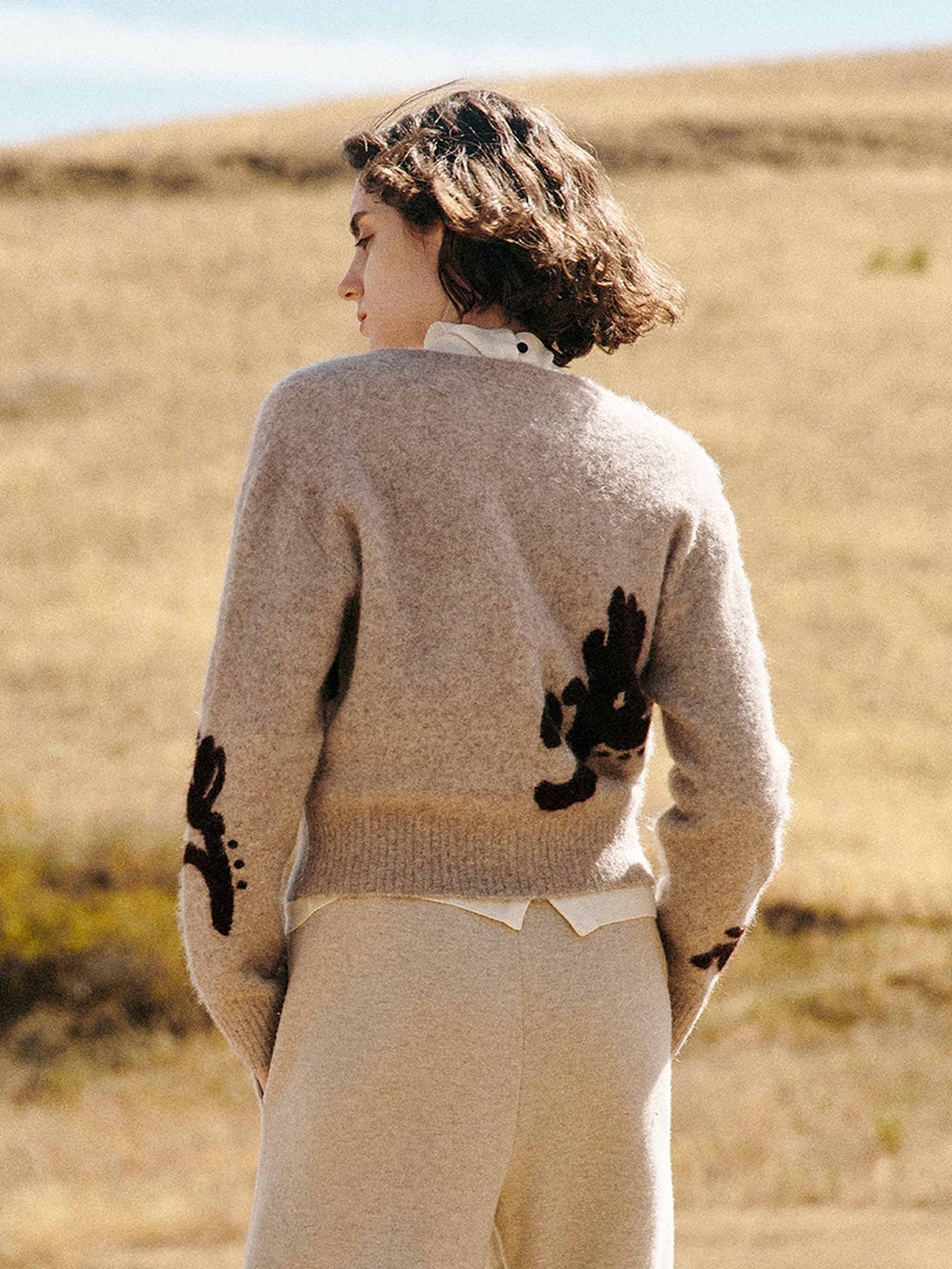 V-neck Cropped Cardigan