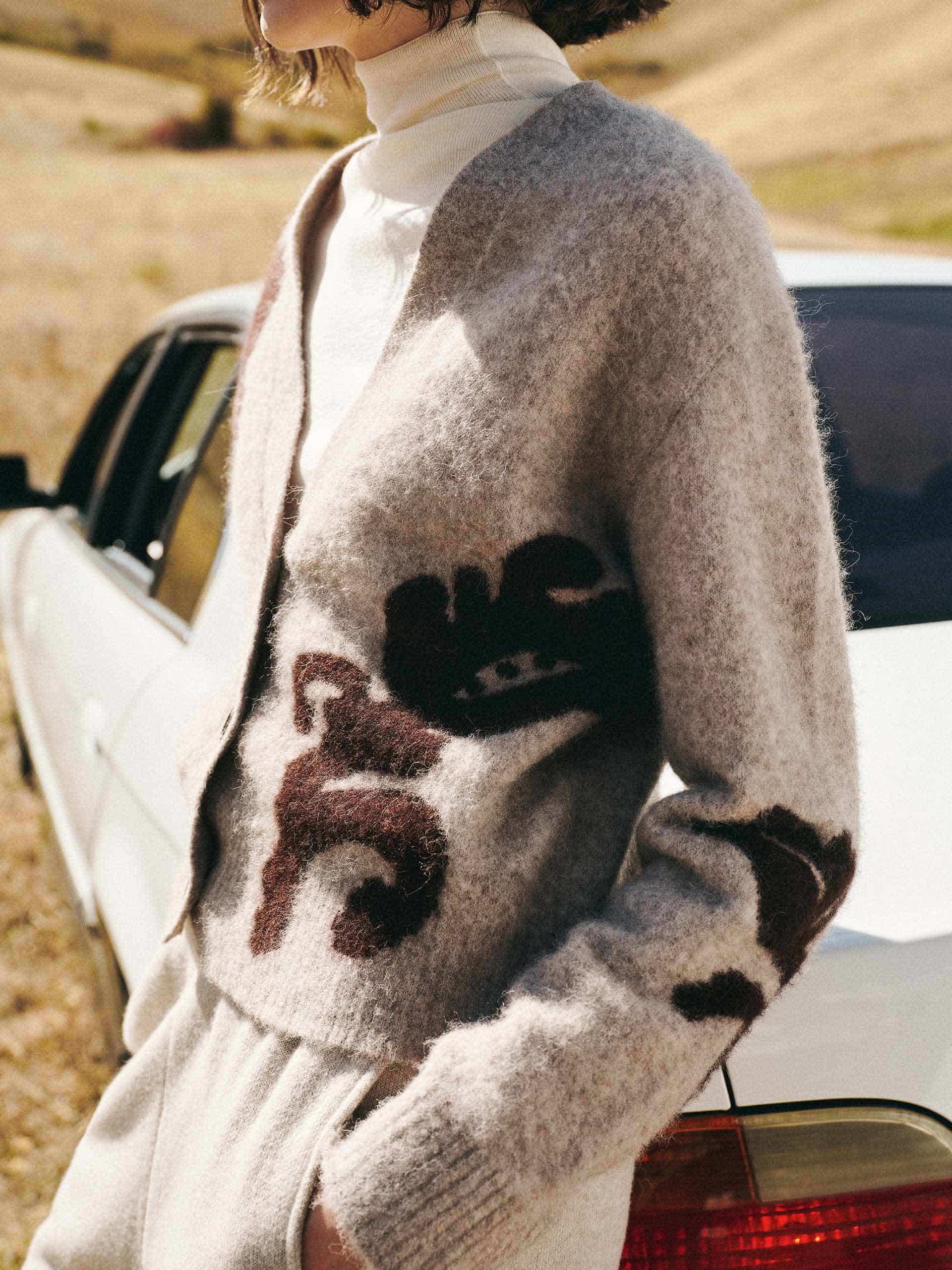 V-neck Cropped Cardigan