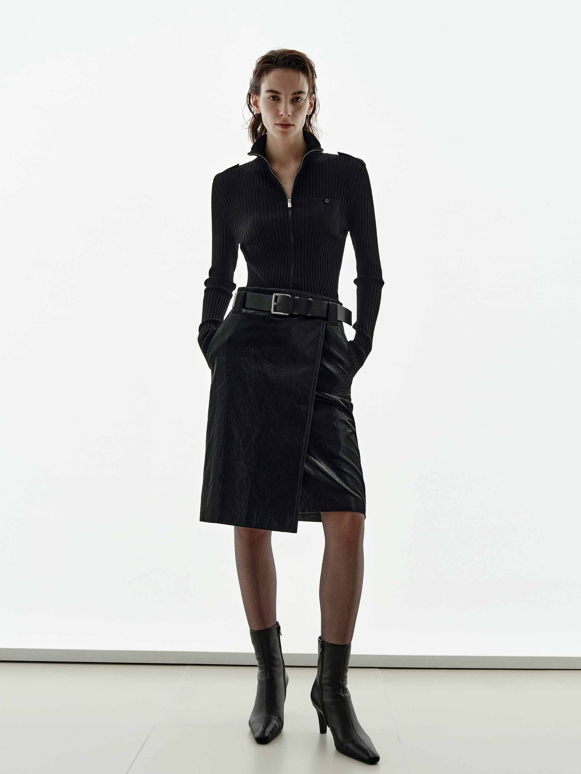 Zip Close Ribbed Cardigan