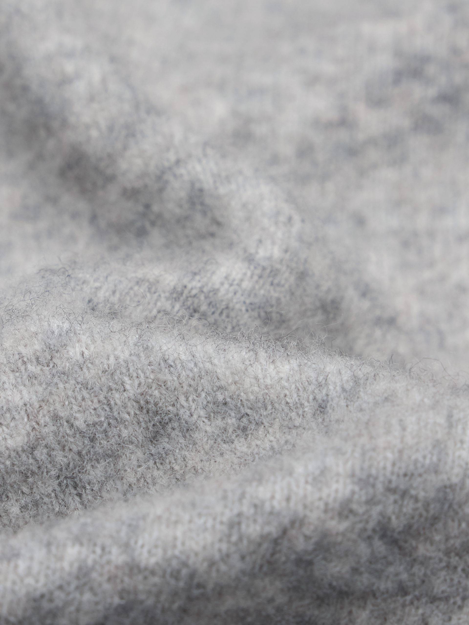 Cropped Round Neck Cardigan