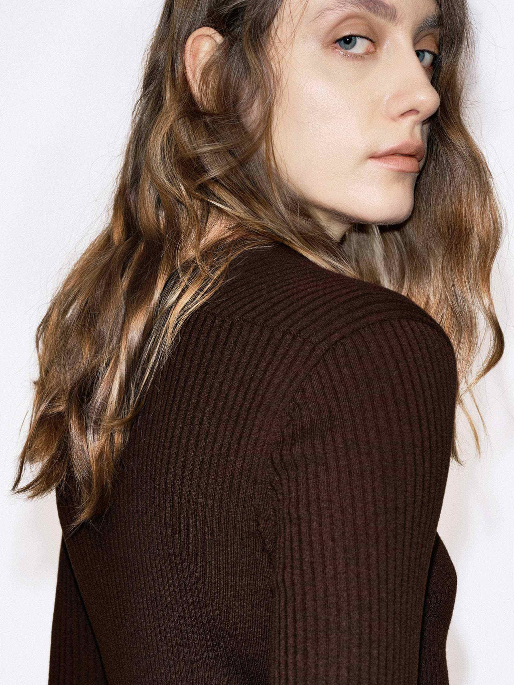 Fitted V-neck Button Cardigan