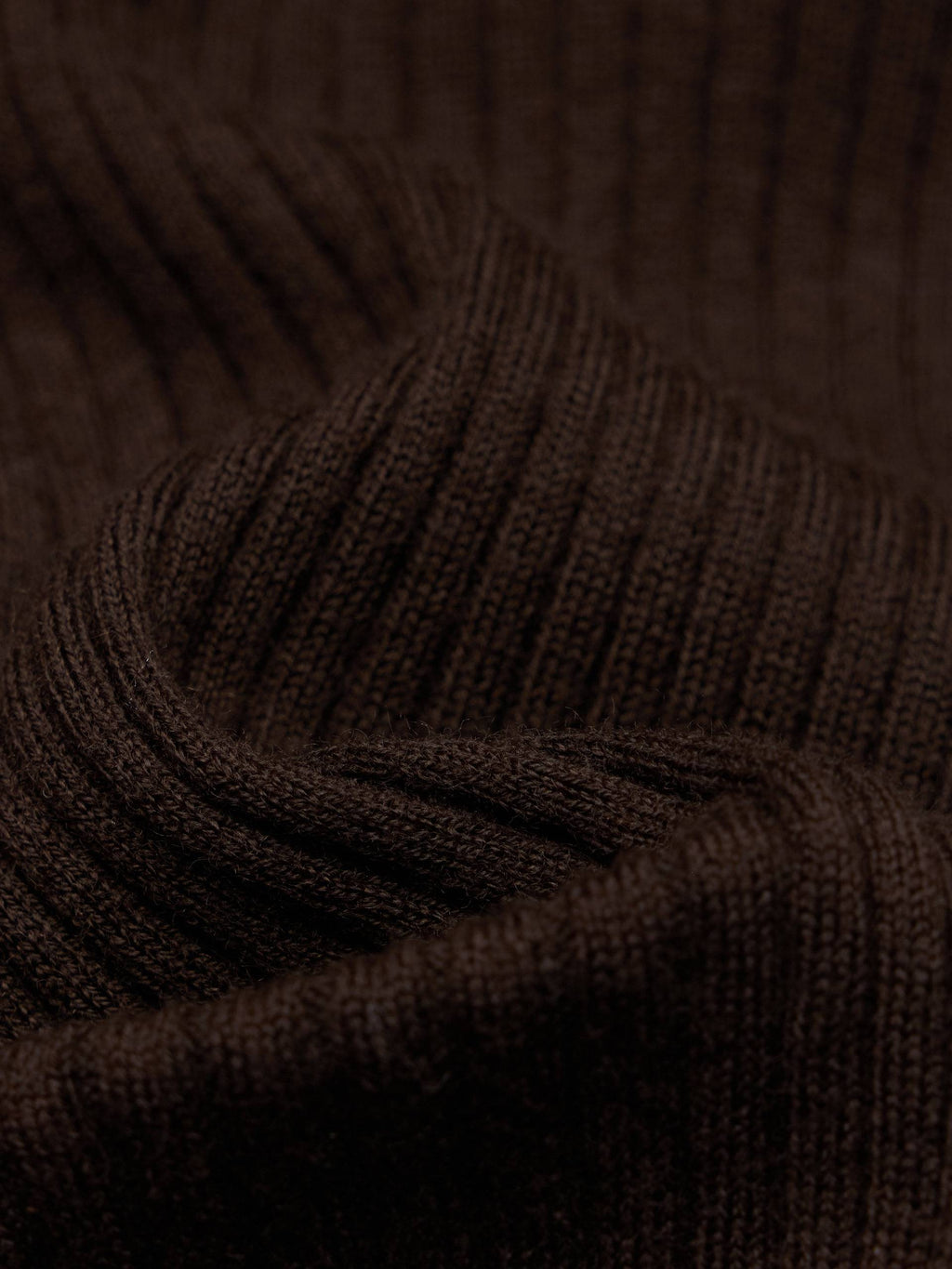 Fitted V-neck Button Cardigan