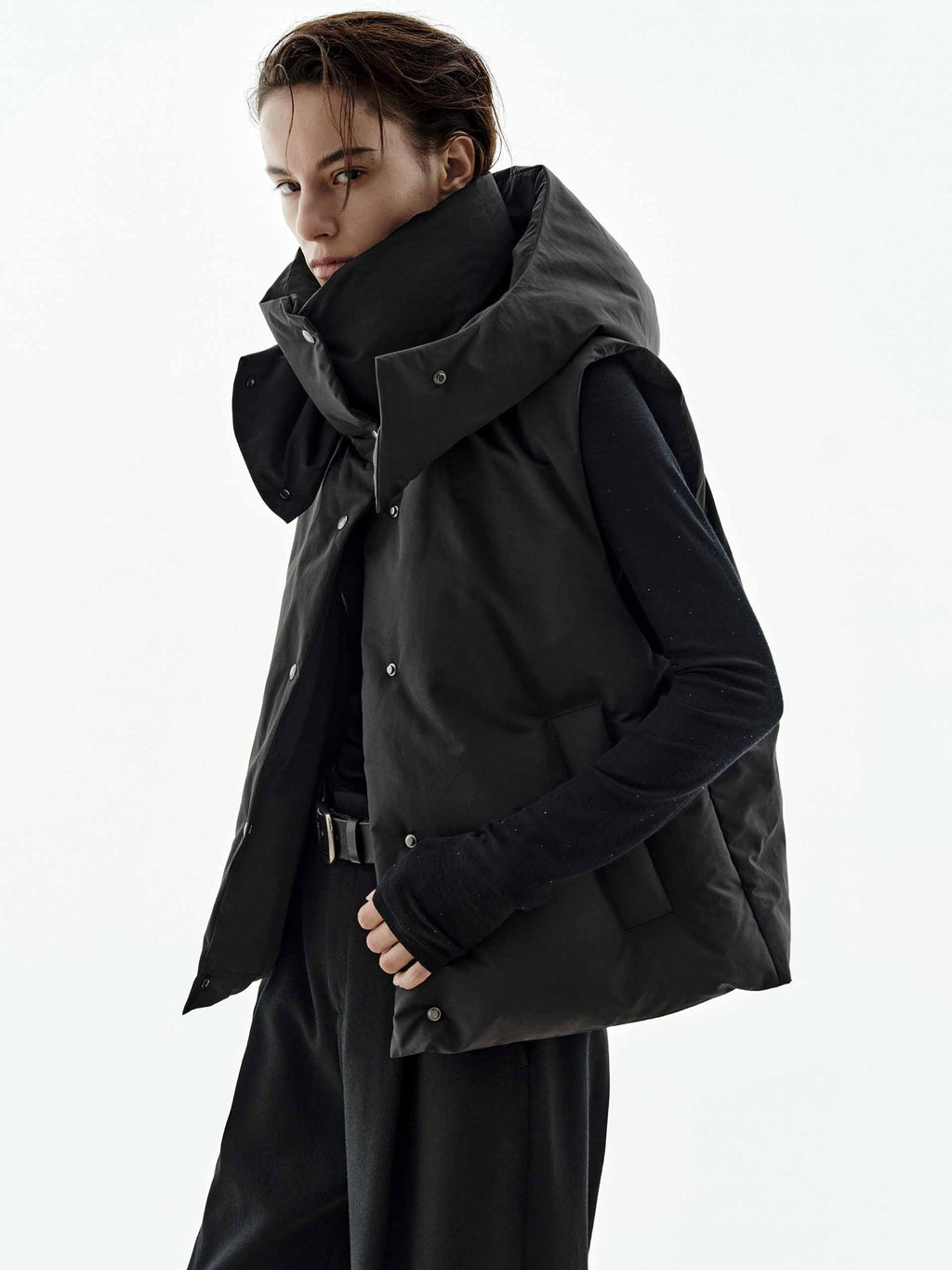 Sleeveless Hooded Down Jacket