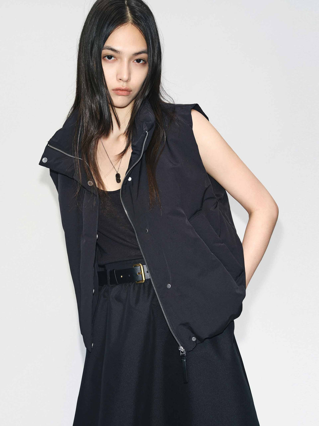 Sleeveless Cropped Down Jacket