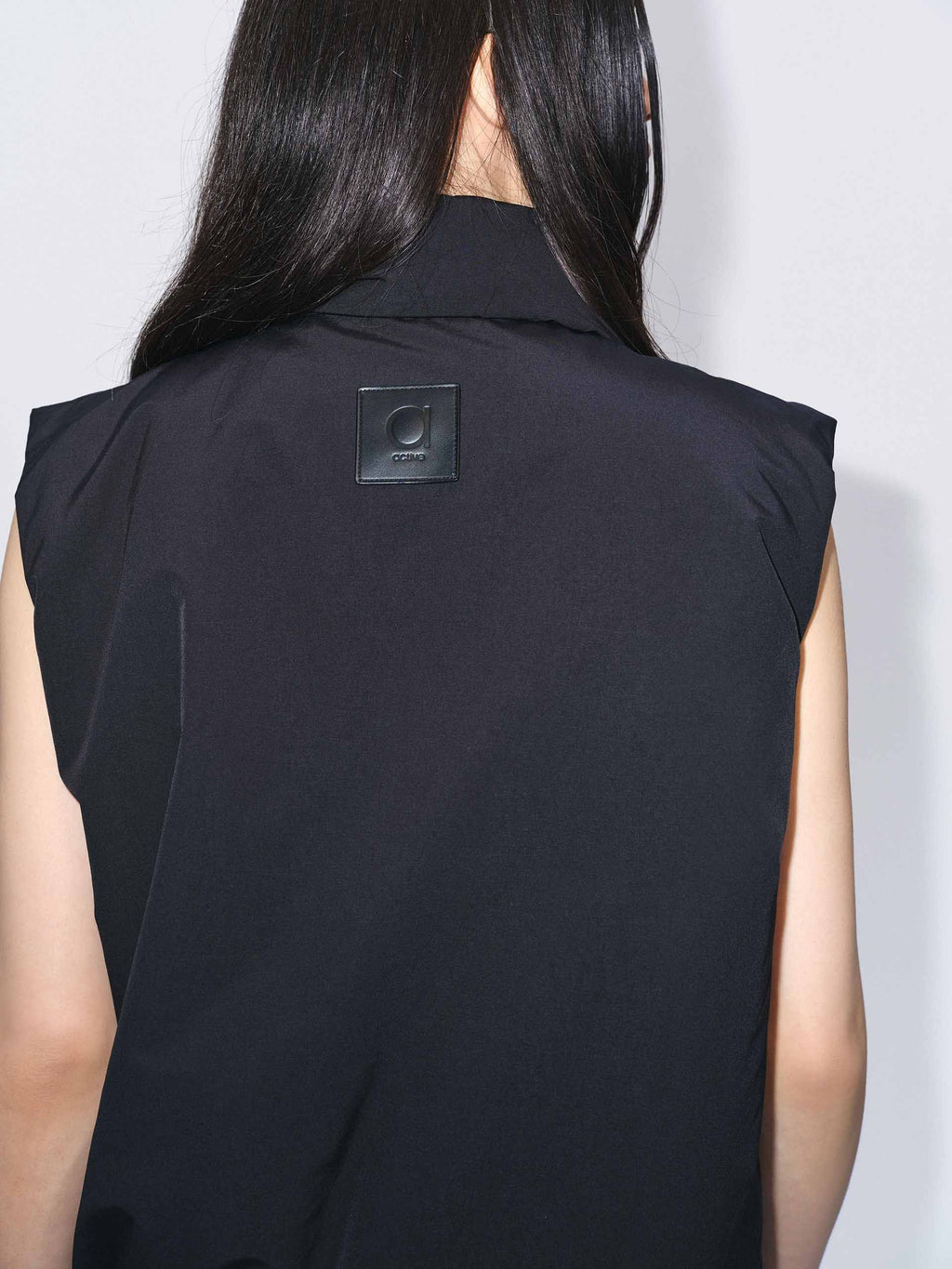 Sleeveless Cropped Down Jacket