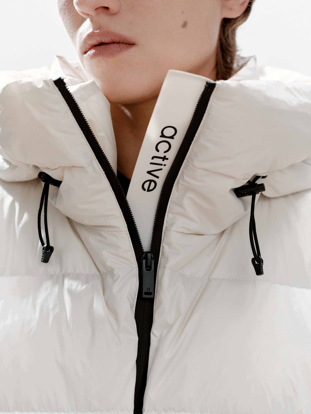 Buckle Hooded Down Jacket