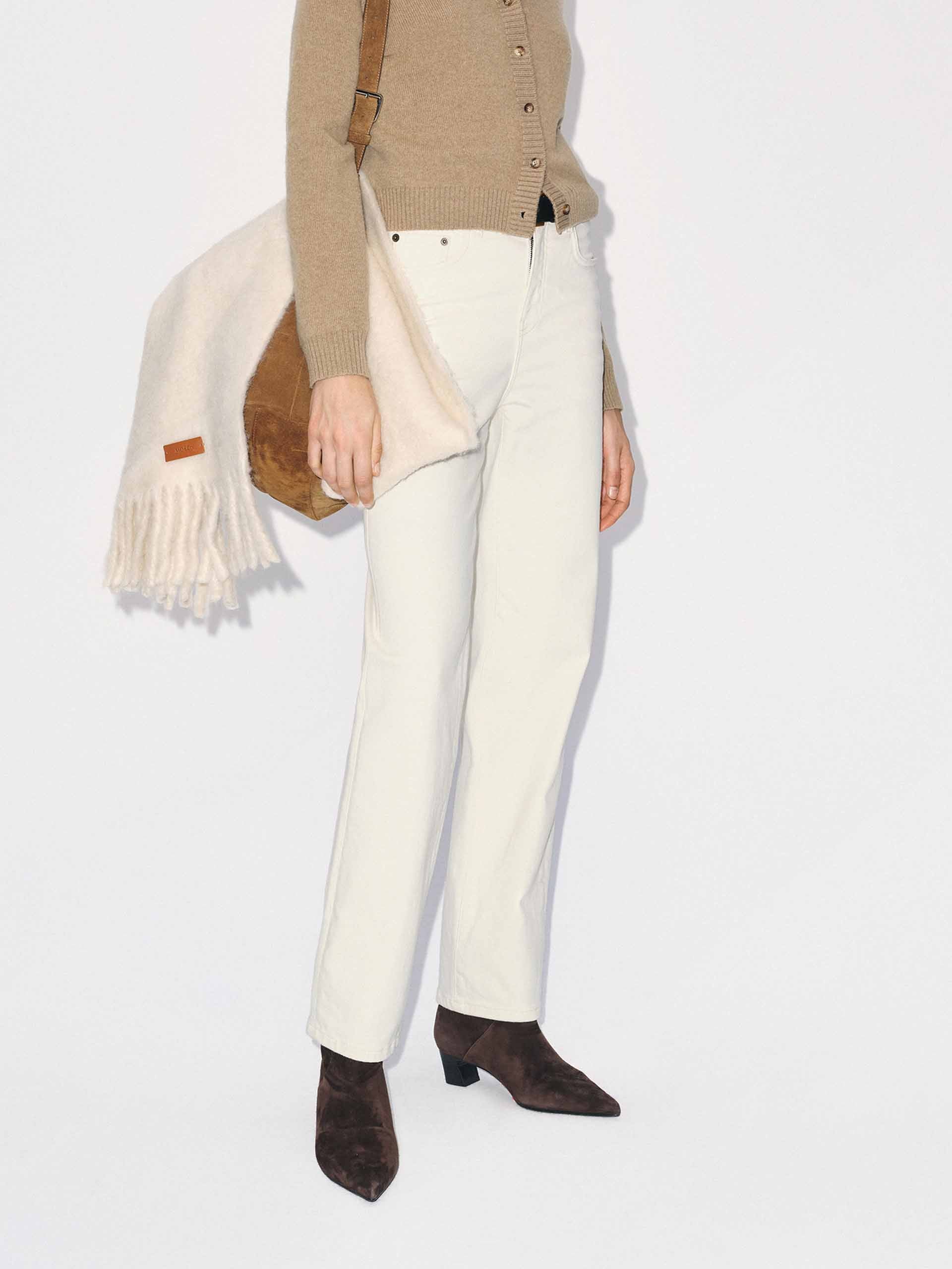 White Tapered Ankle Jeans