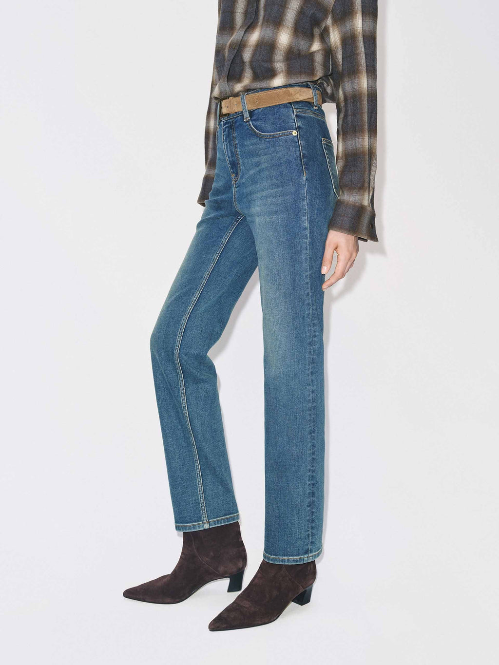 Ankle Length Tapered Jeans
