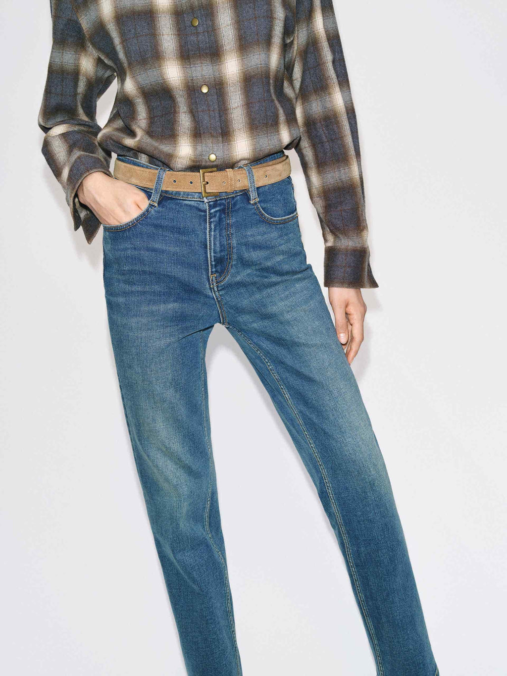 Ankle Length Tapered Jeans