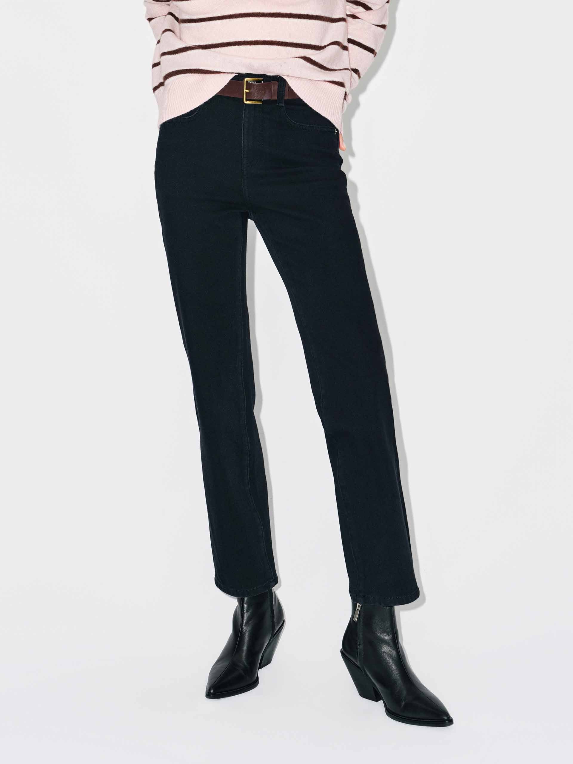 Black Tapered Ankle Jeans
