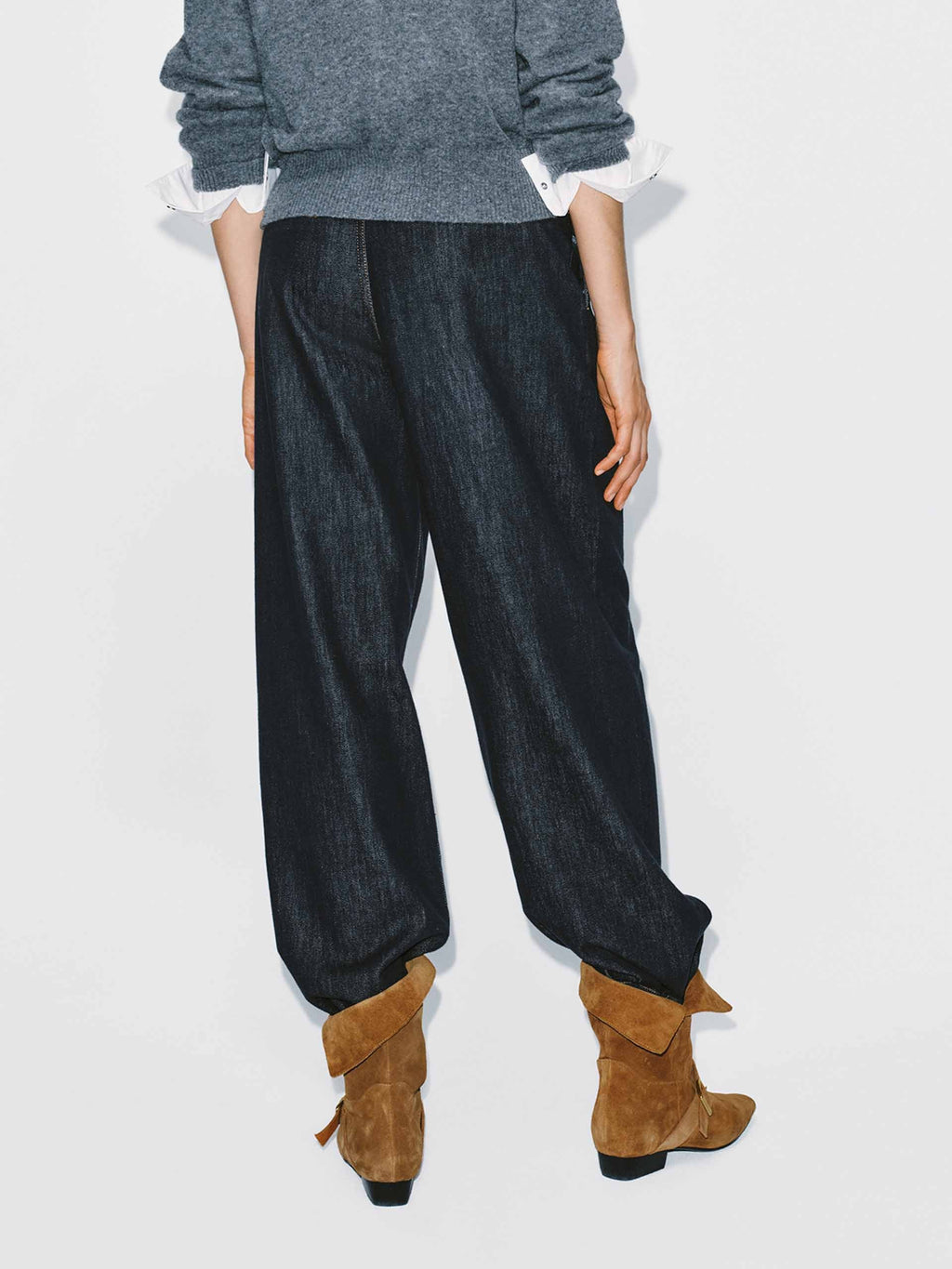 Contrast Seams Cotton Jeans