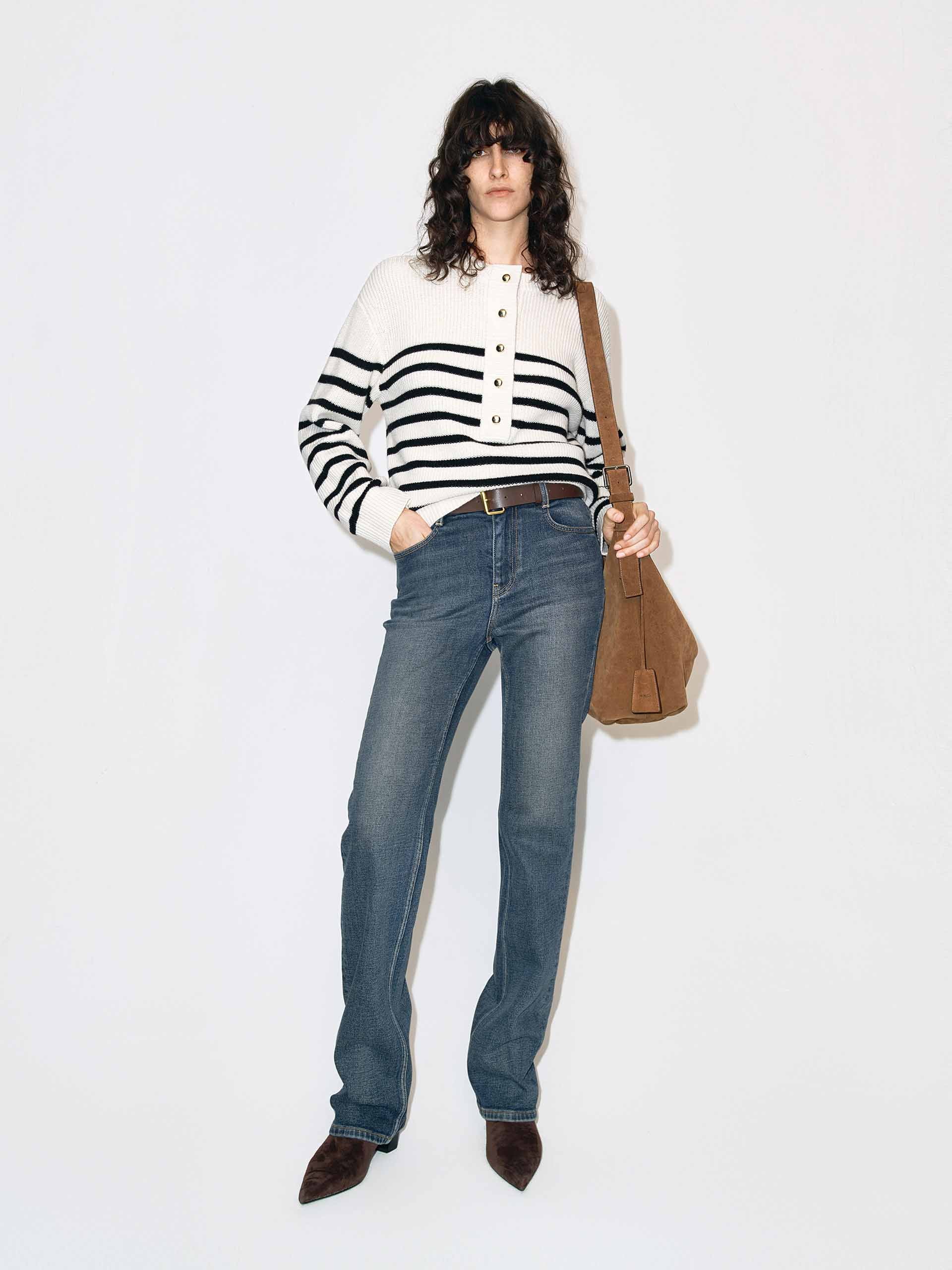 Fitted Straight Cut Jeans