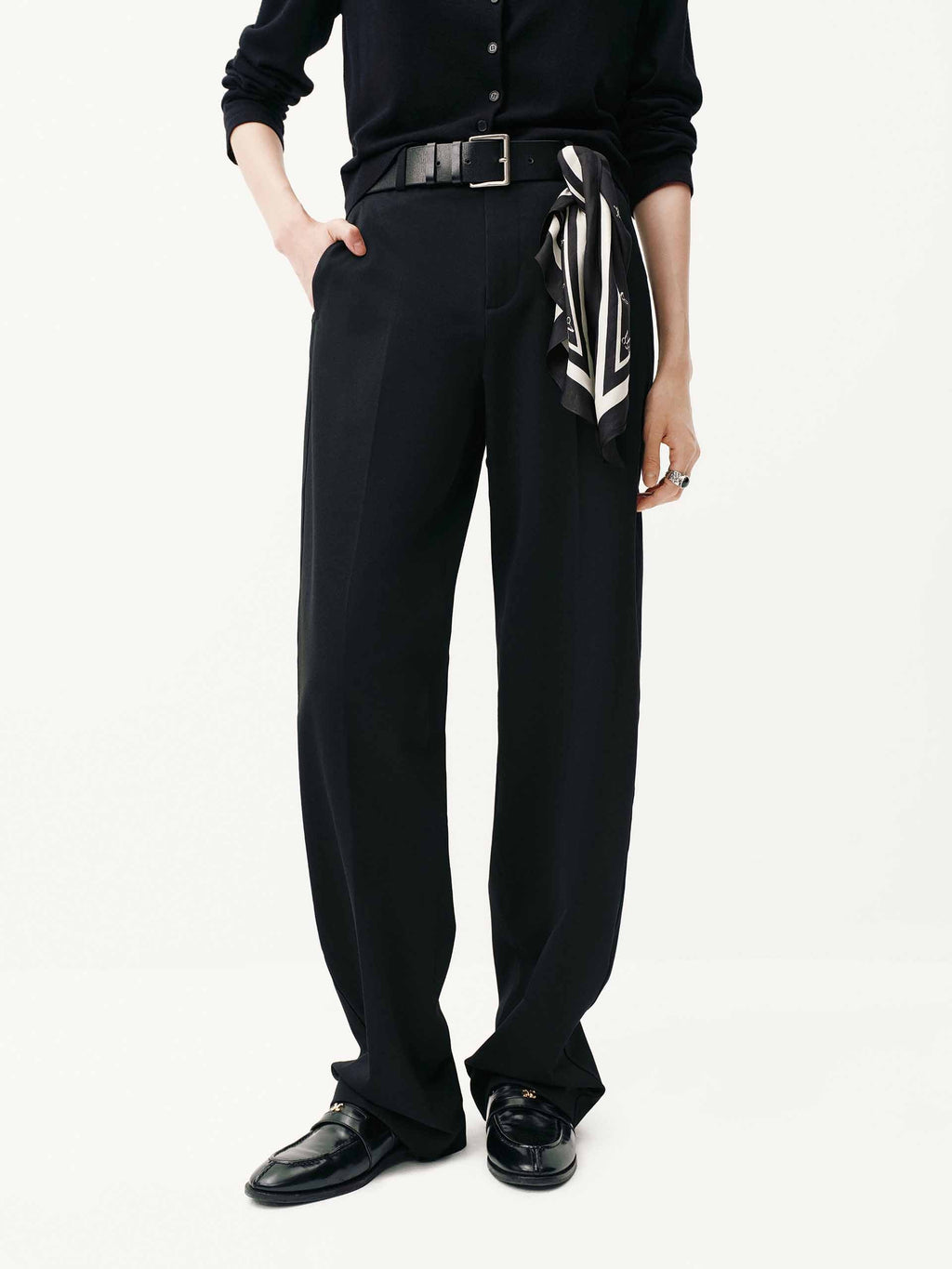 Back Woven Label Trousers
