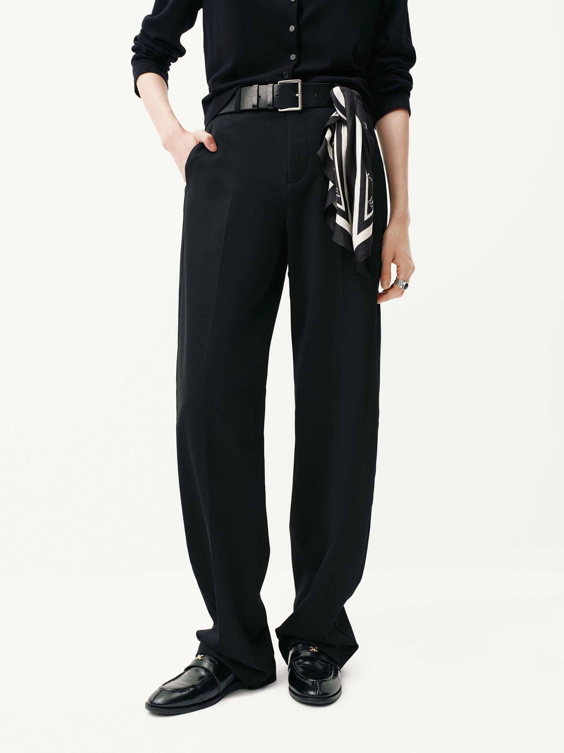 Back Woven Label Trousers