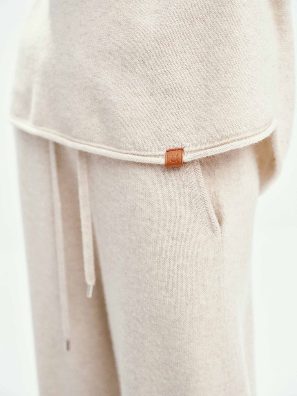 Wool Cashmere Barrel Pants