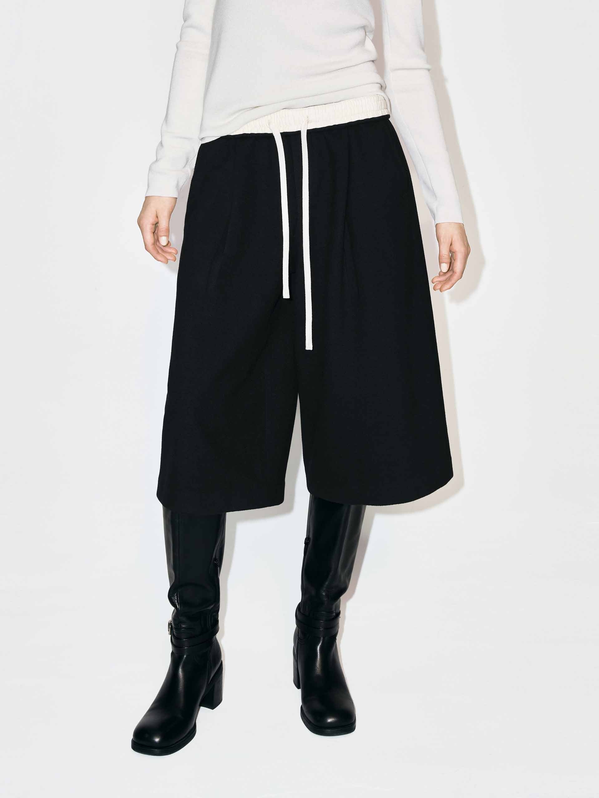 Relaxed Midi Length Shorts