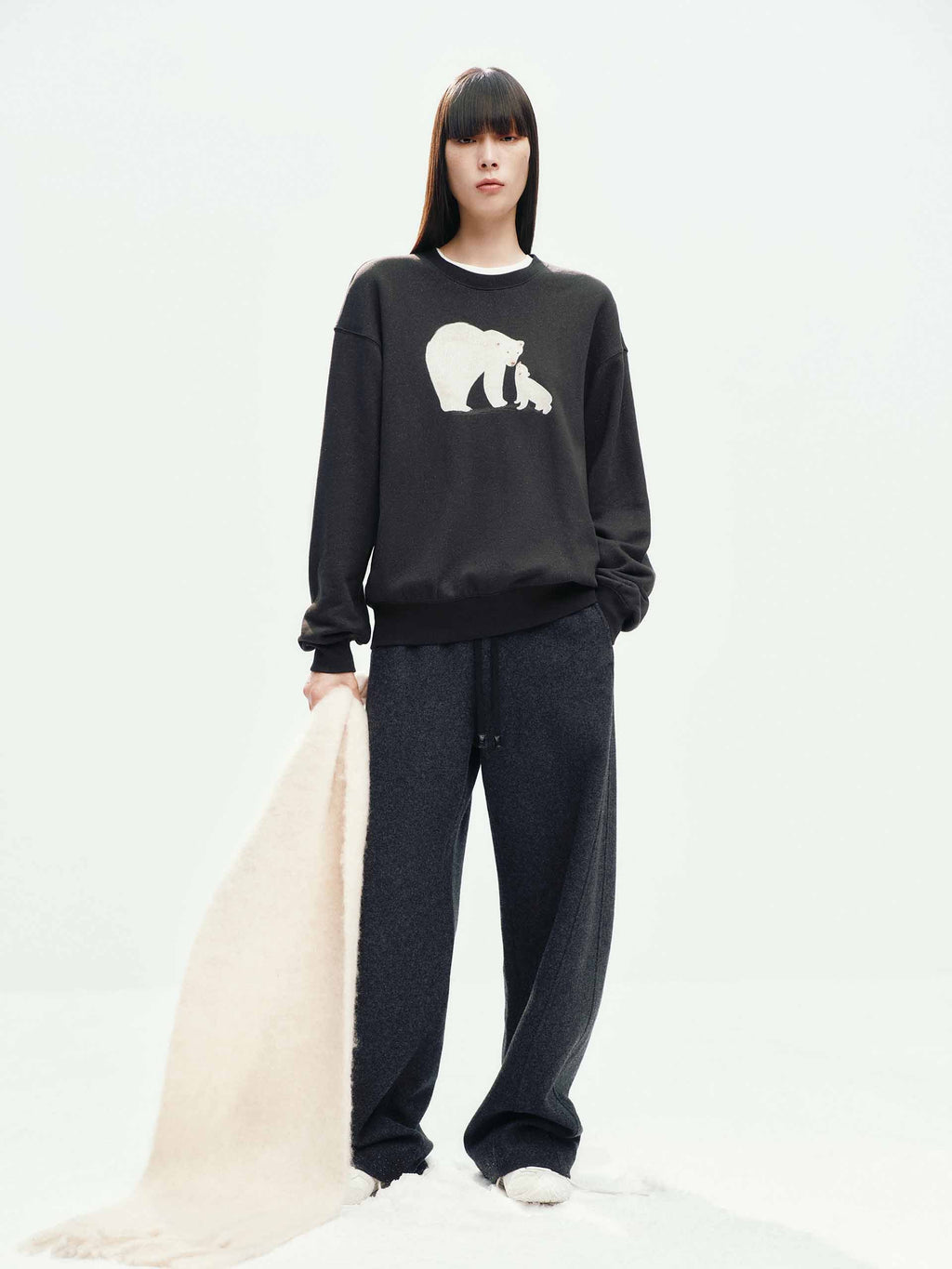 Polar Bear Pattern Sweatshirt