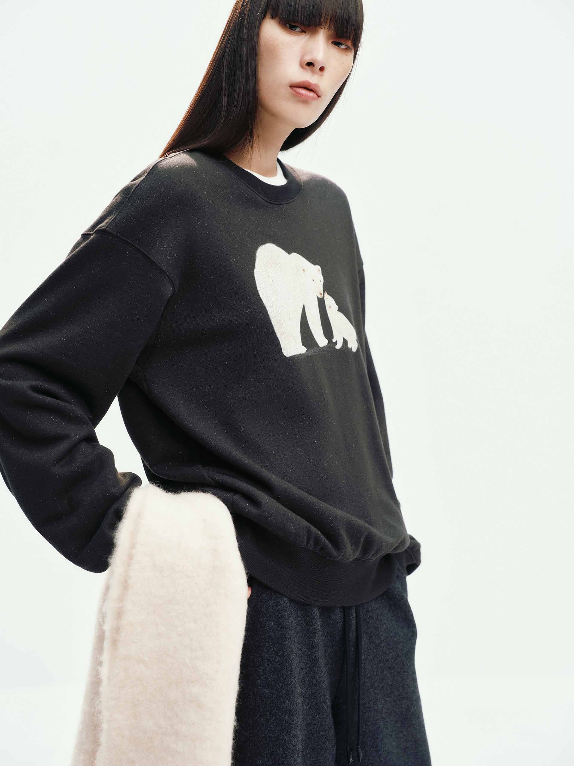 Polar Bear Pattern Sweatshirt