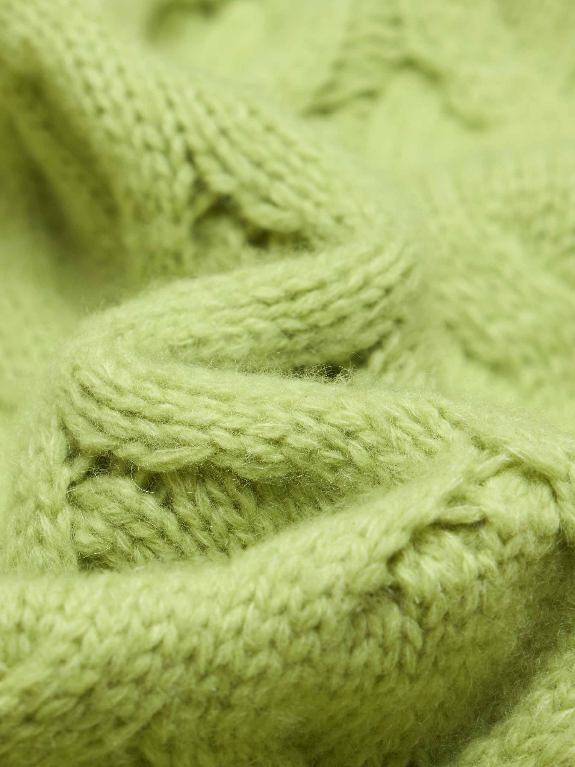 Sleeveless Cable Knitted Top
