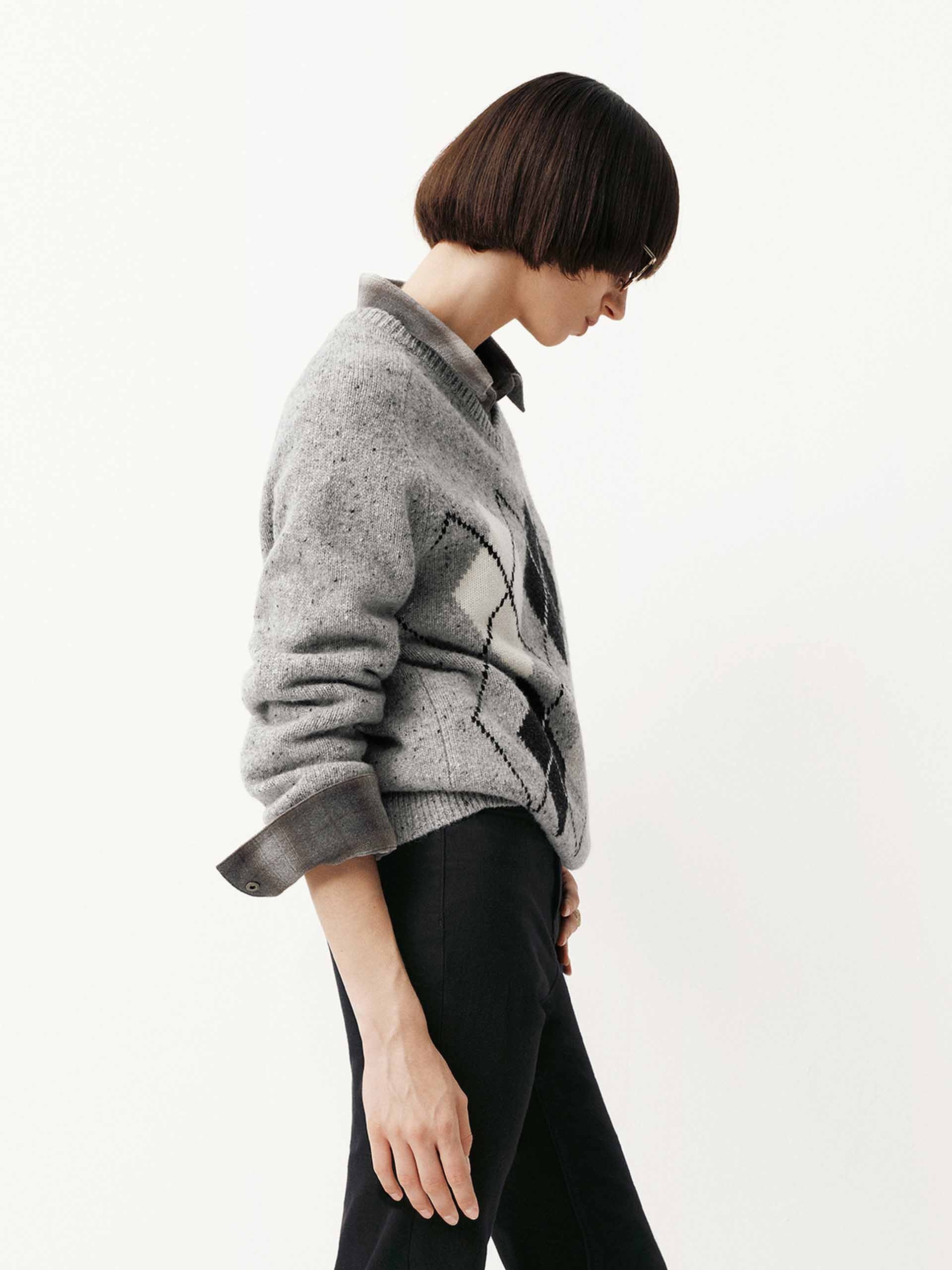 Argyle V-neck Sweater