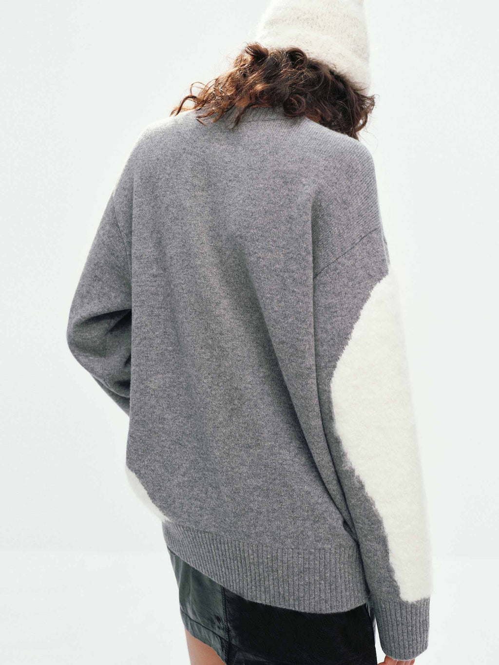 Contrast Polar Bear Pattern Sweater