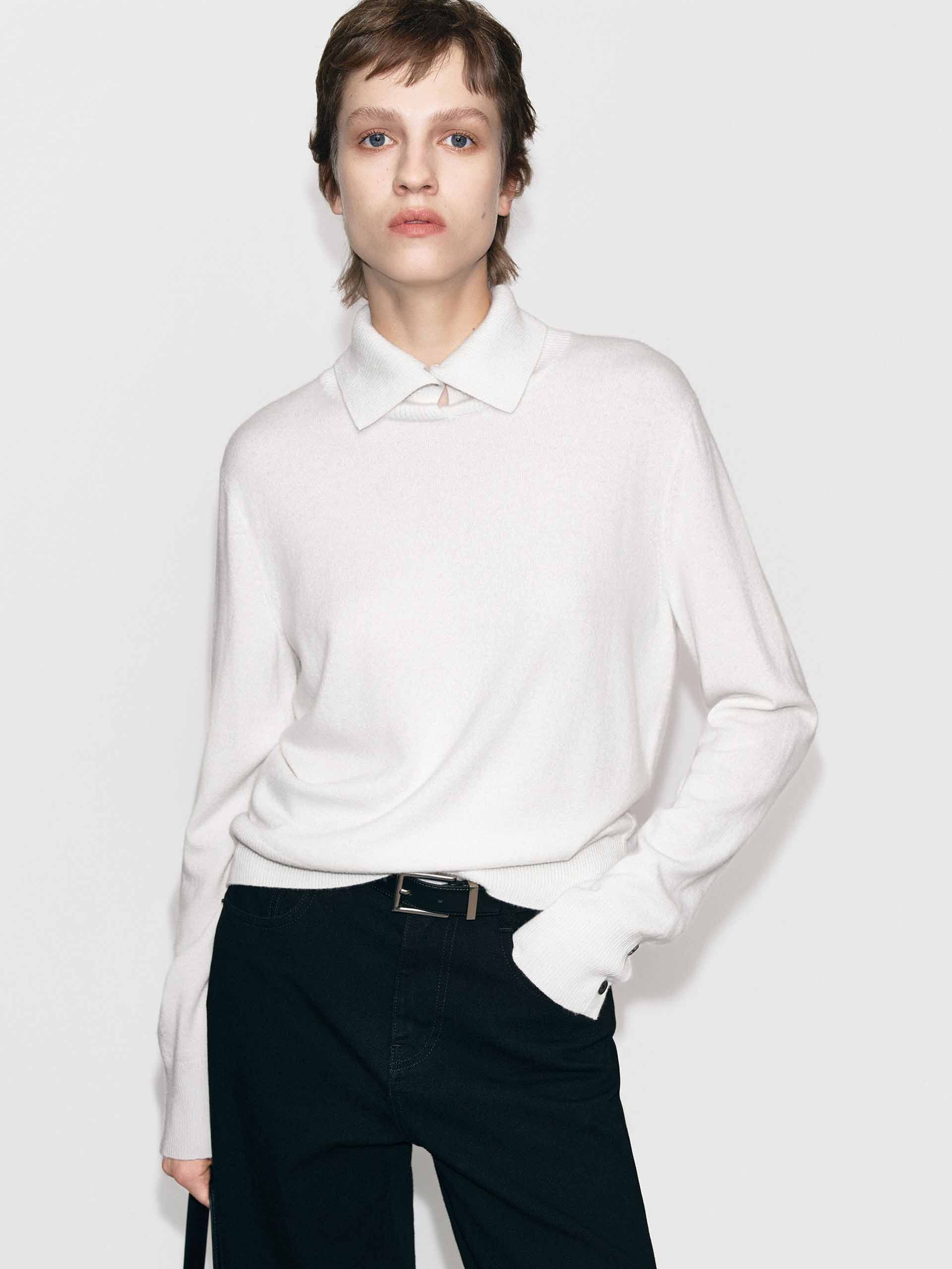Ribbed Collar Knitted Sweater