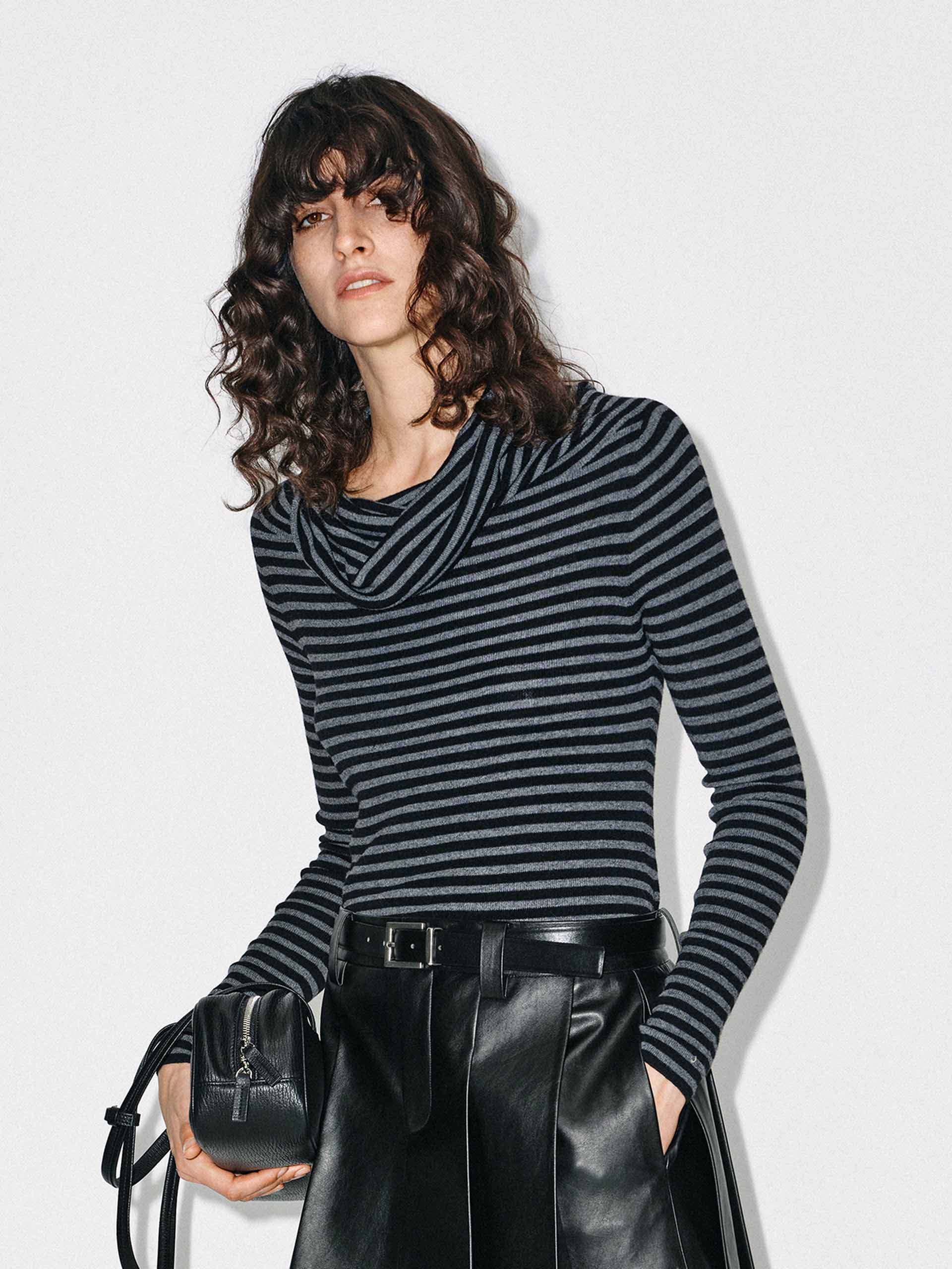 Off-shoulder Fitted Knit Top