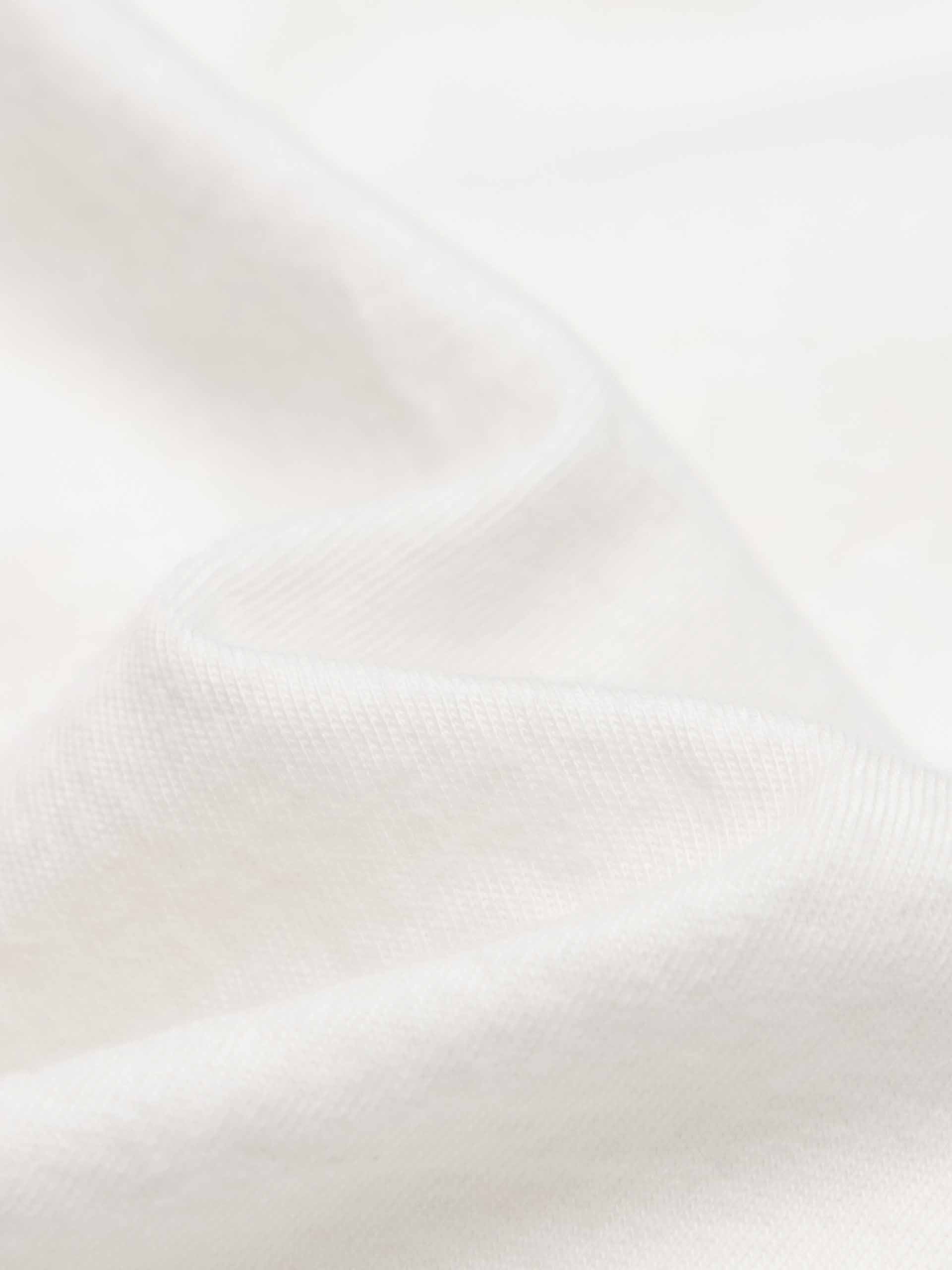 Center Back Seam T-shirt