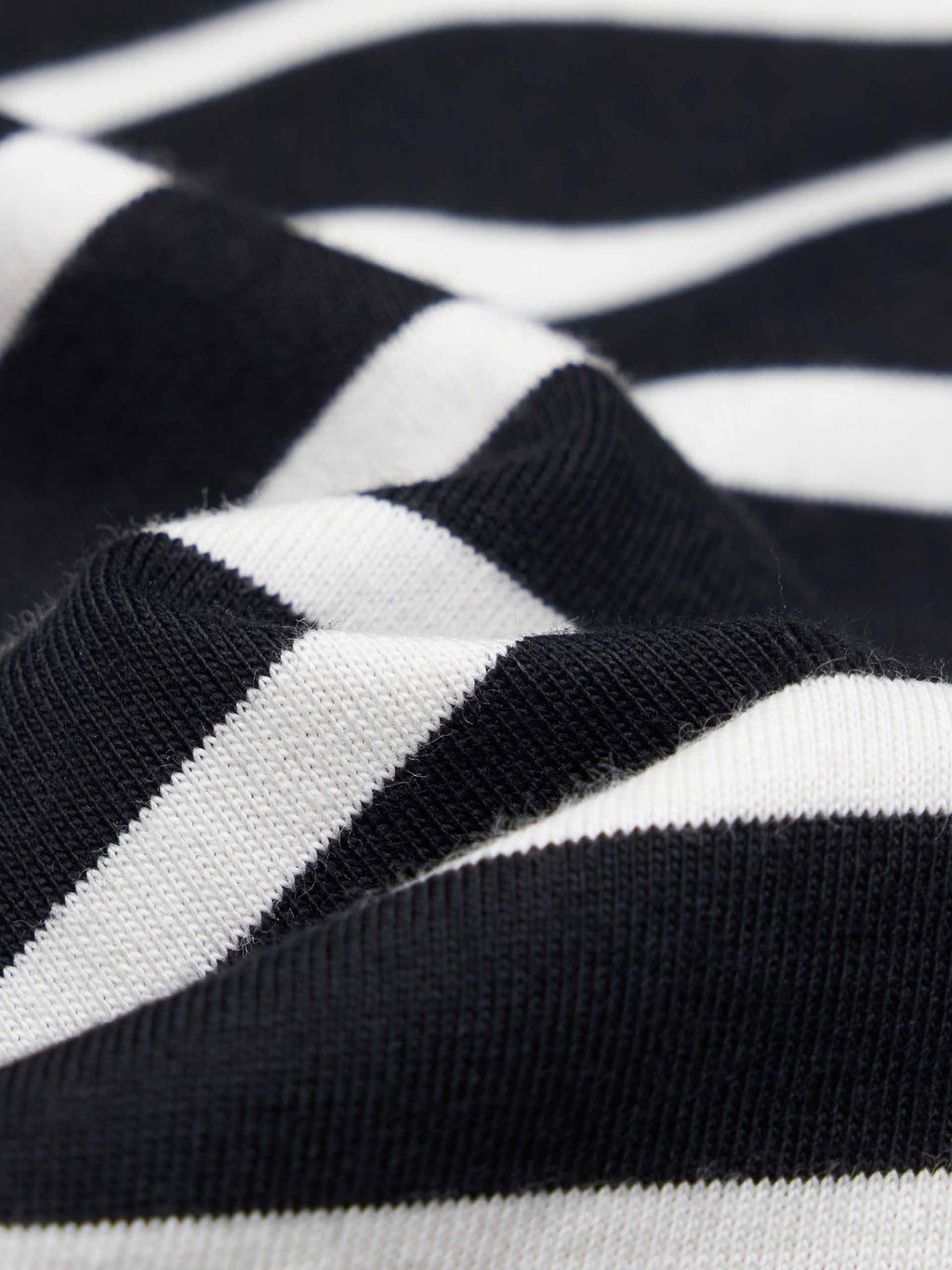 Striped Pattern Cotton T-shirt