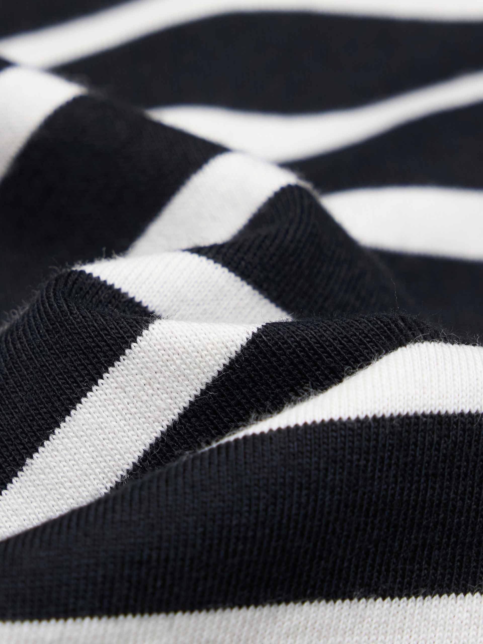 Striped Pattern Cotton T-shirt
